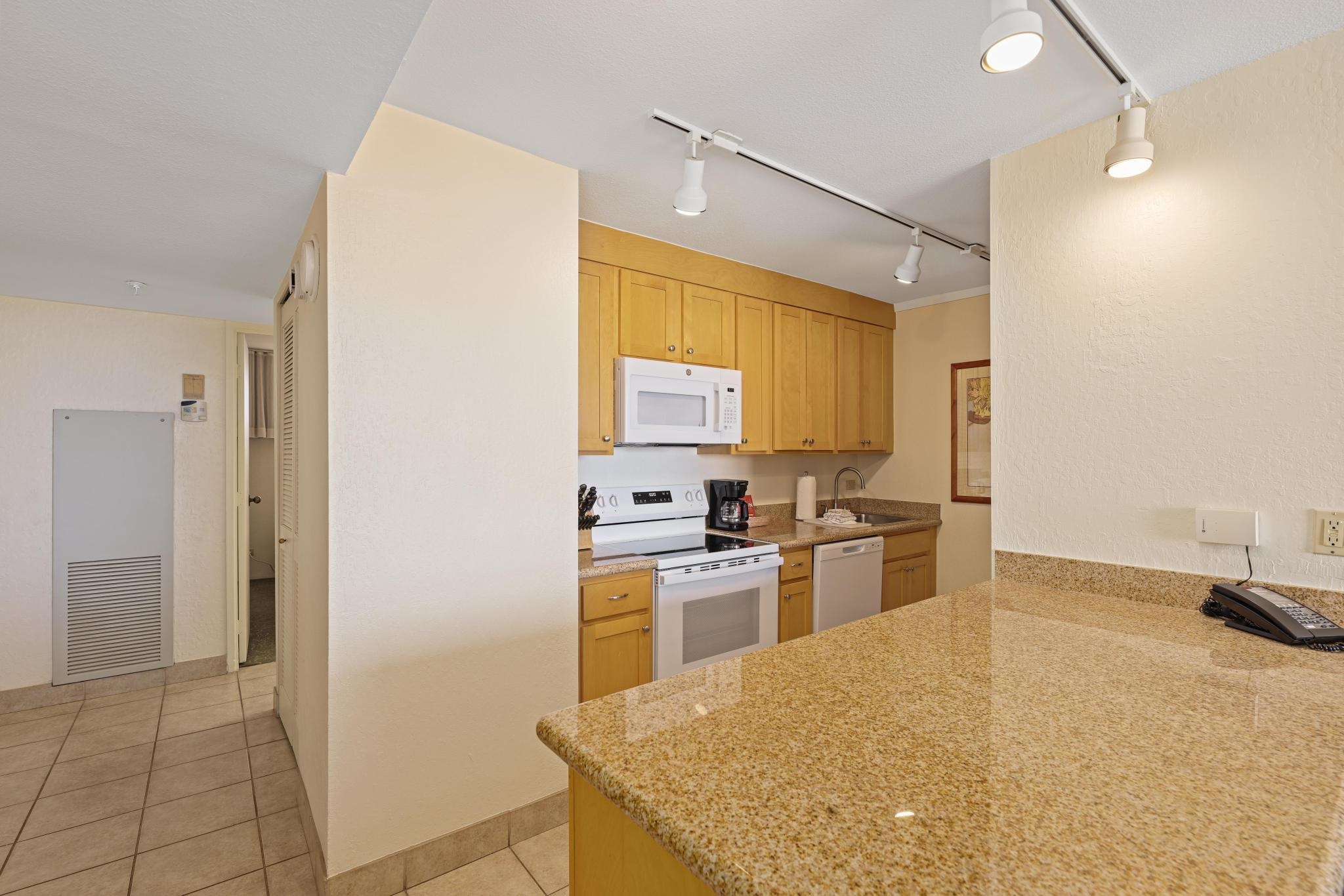 Kaanapali Shores condo # 727, Lahaina, Hawaii - photo 10 of 42