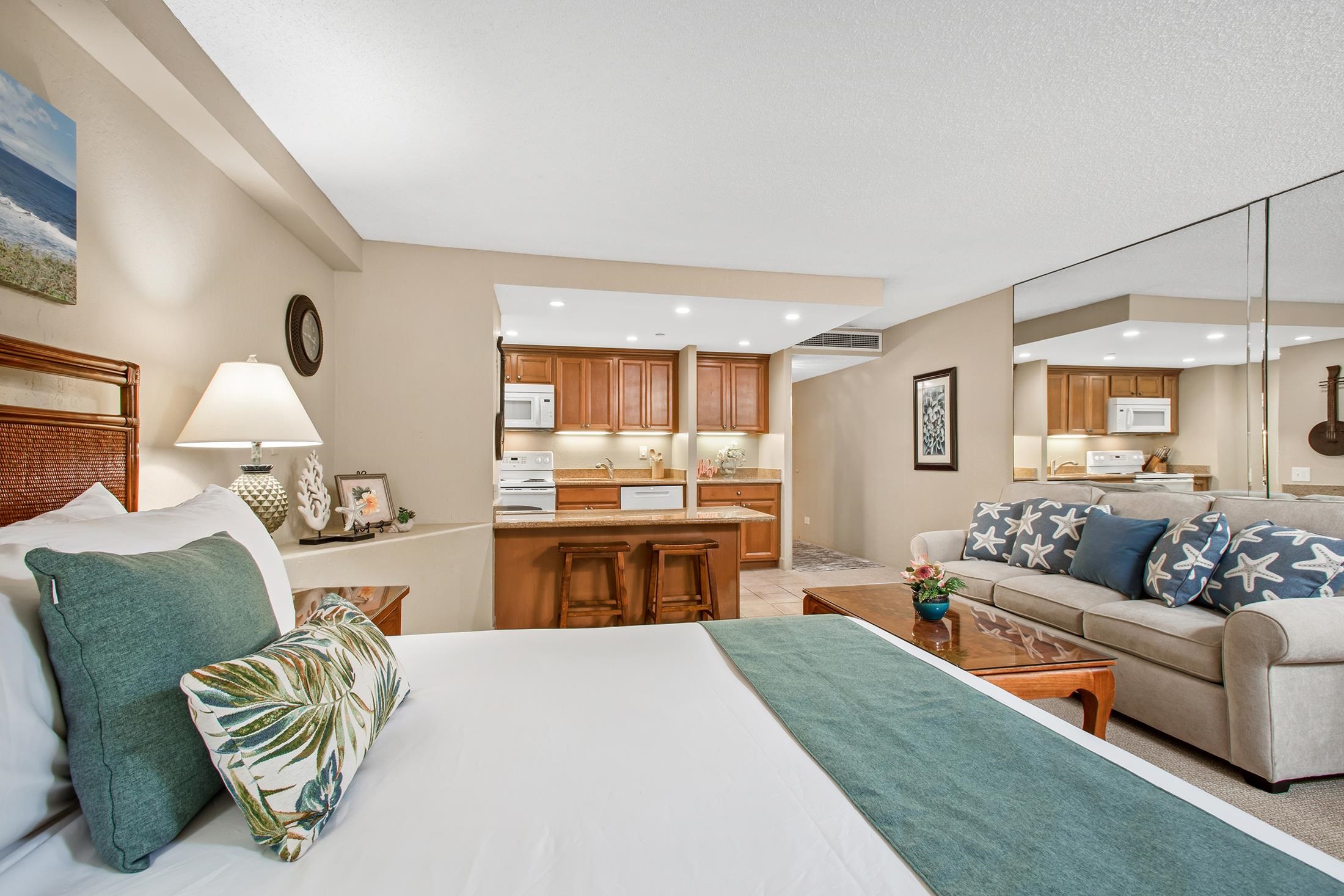 Kaanapali Shores condo # 732, Lahaina, Hawaii - photo 6 of 30