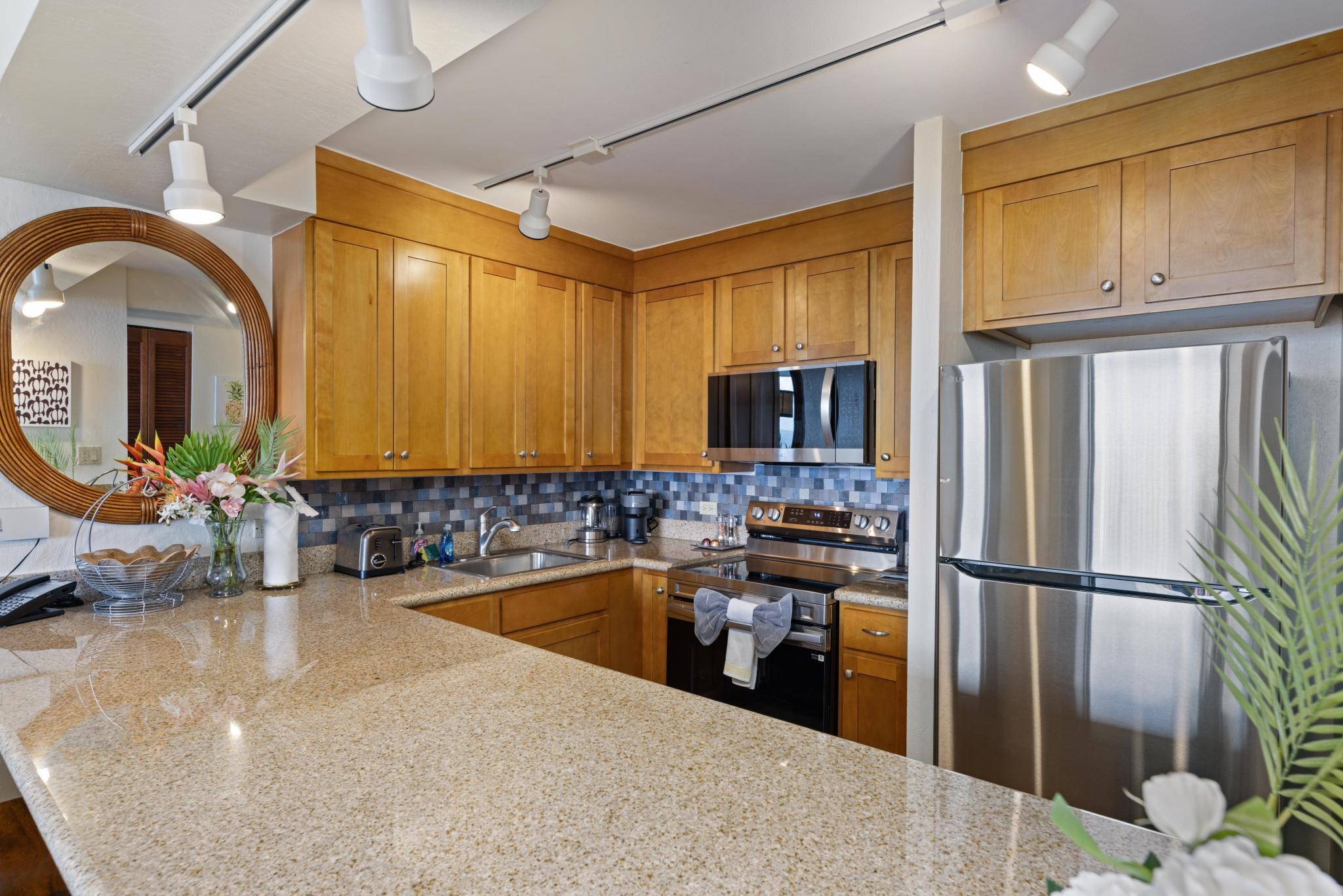 Kaanapali Shores condo # 826, Lahaina, Hawaii - photo 9 of 26