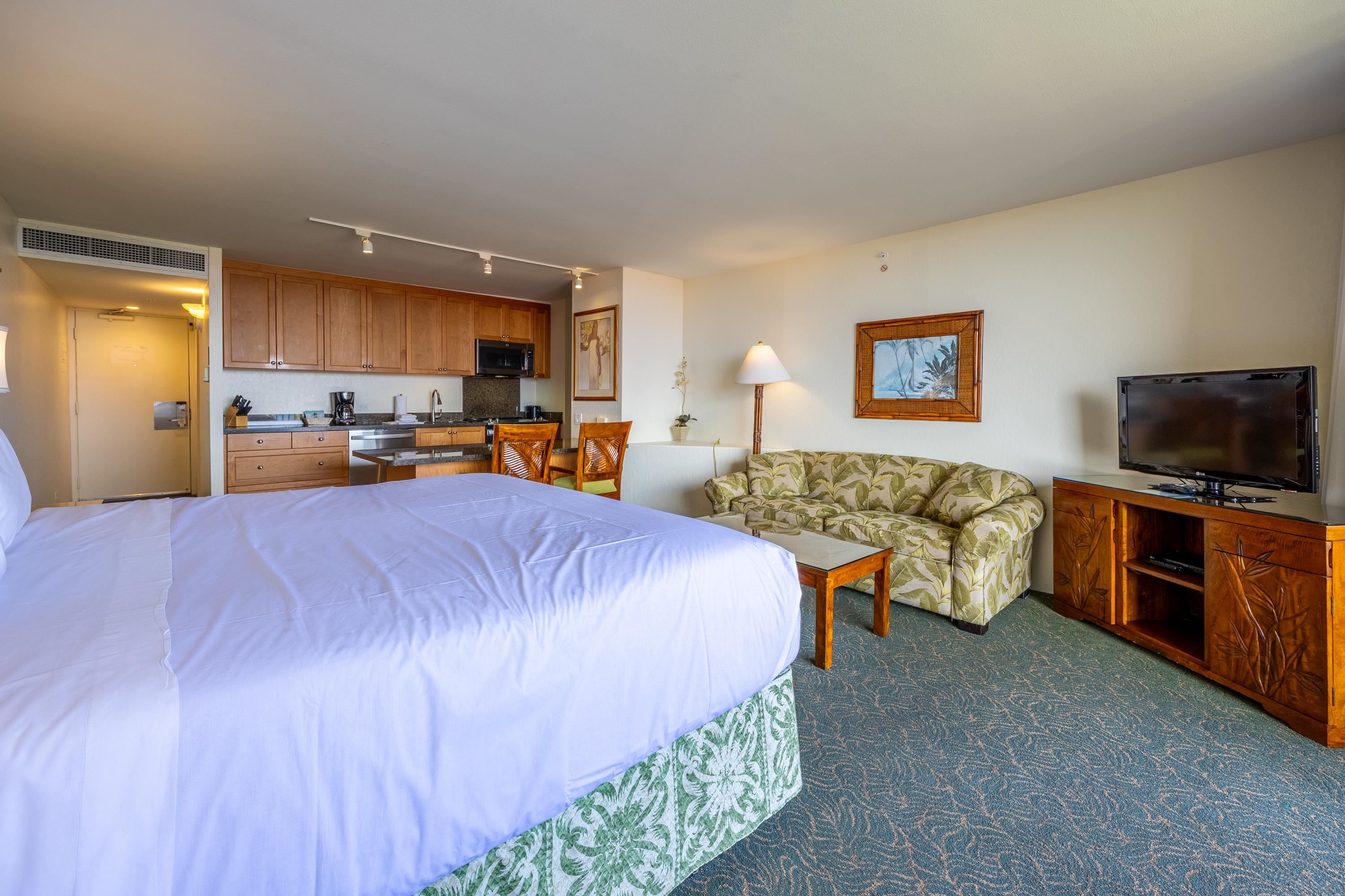 Kaanapali Shores condo # 834, Lahaina, Hawaii - photo 16 of 41