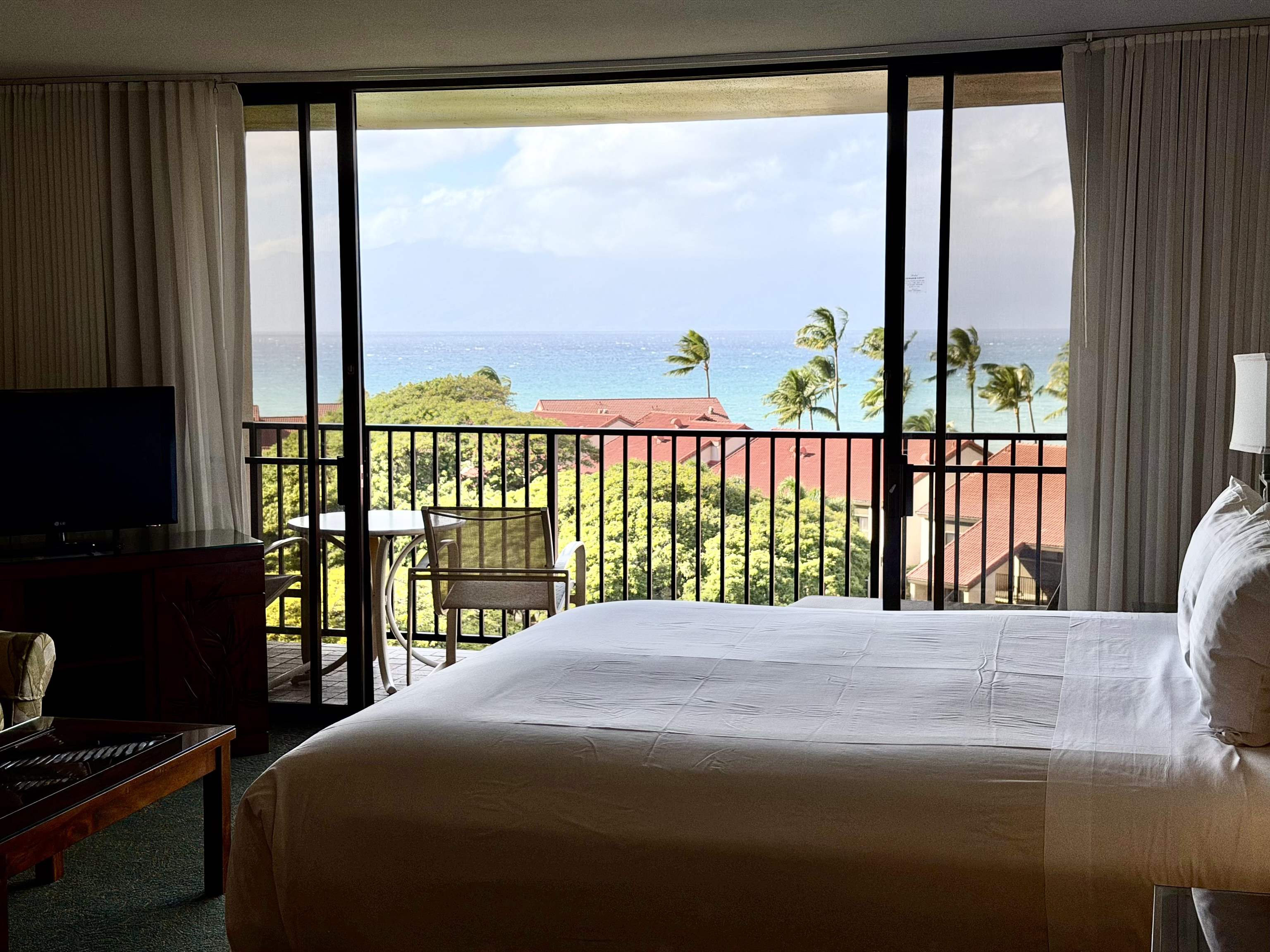 Kaanapali Shores condo # 834, Lahaina, Hawaii - photo 6 of 50