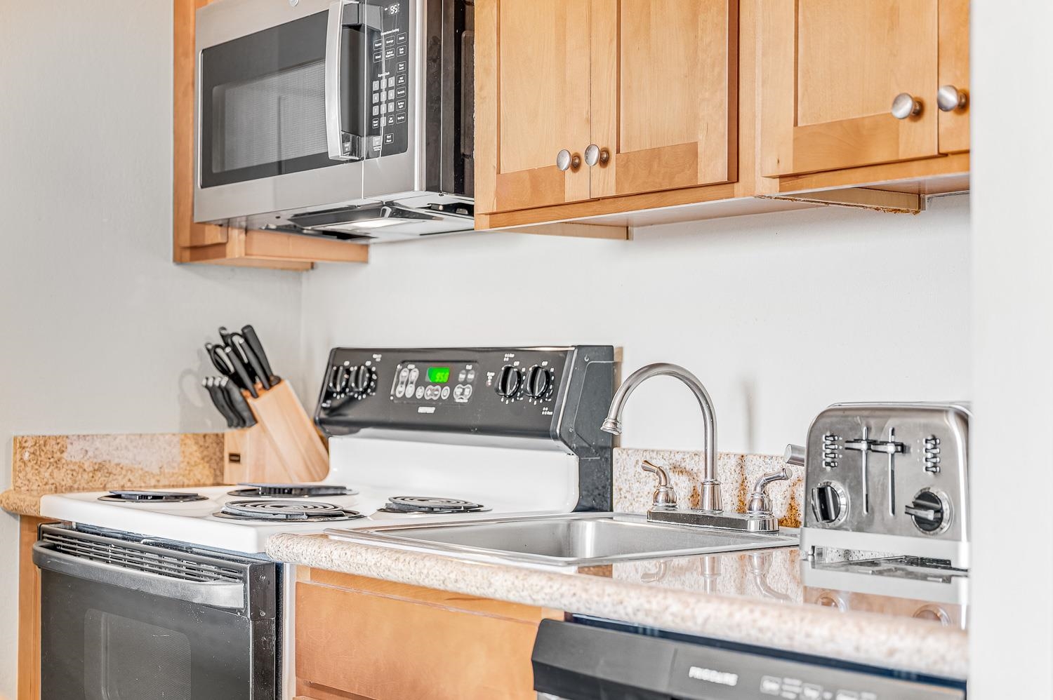 Kaanapali Shores condo # 836, Lahaina, Hawaii - photo 9 of 50