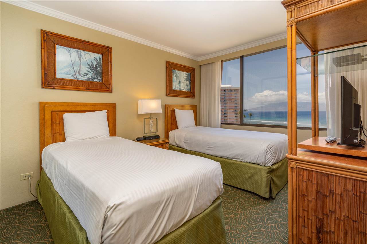 Kaanapali Shores condo # 903, Lahaina, Hawaii - photo 10 of 25