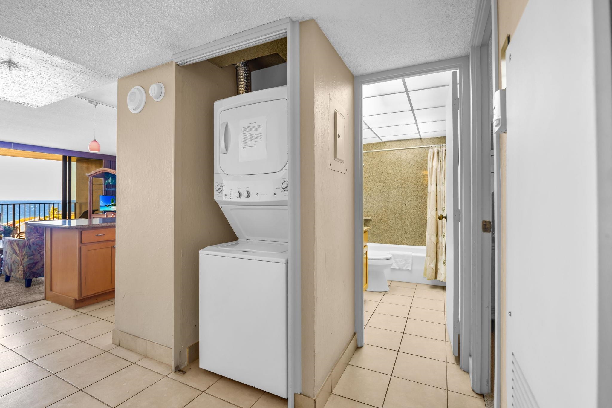 Kaanapali Shores condo # 925, Lahaina, Hawaii - photo 45 of 50