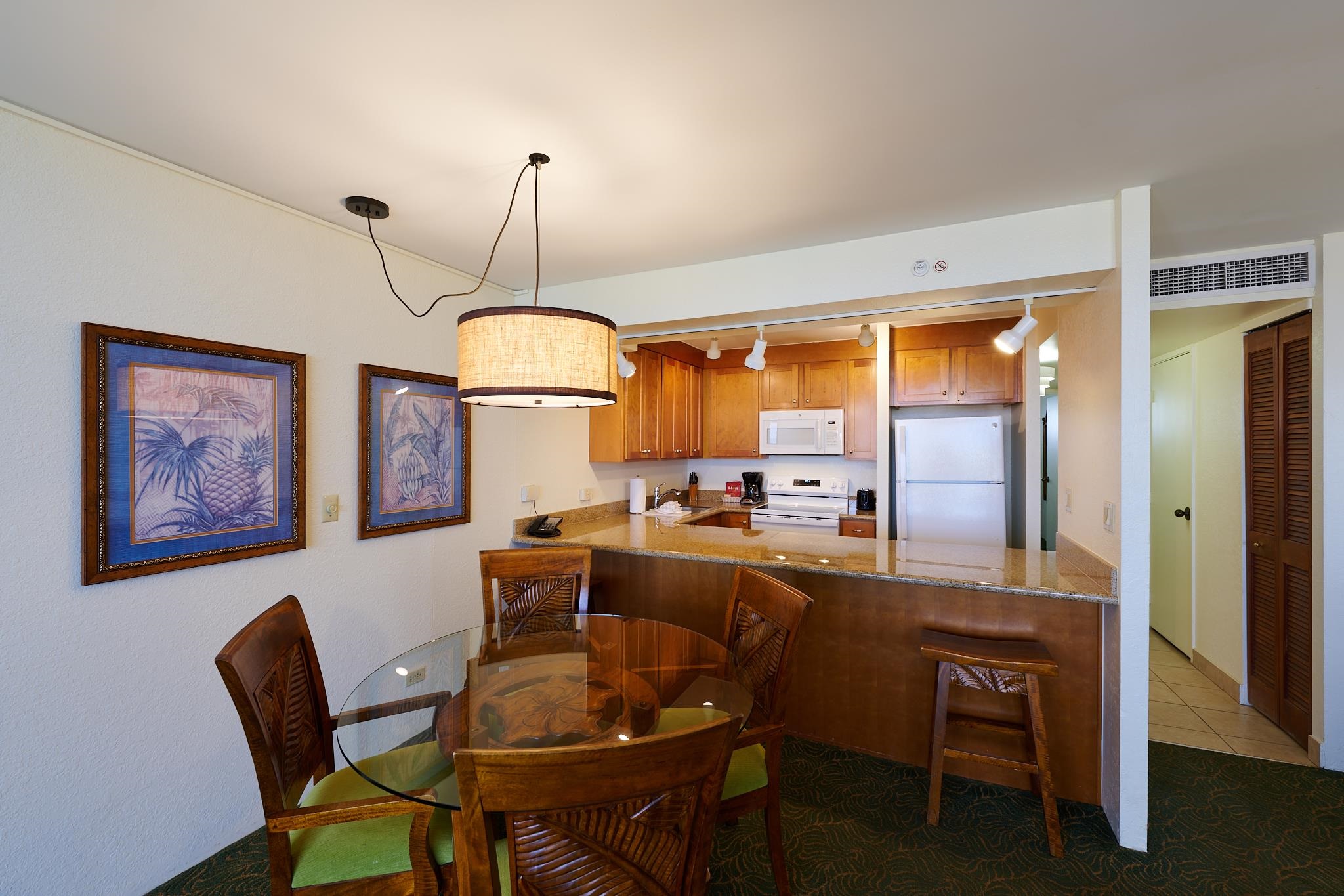 Kaanapali Shores condo # 945, Lahaina, Hawaii - photo 17 of 46