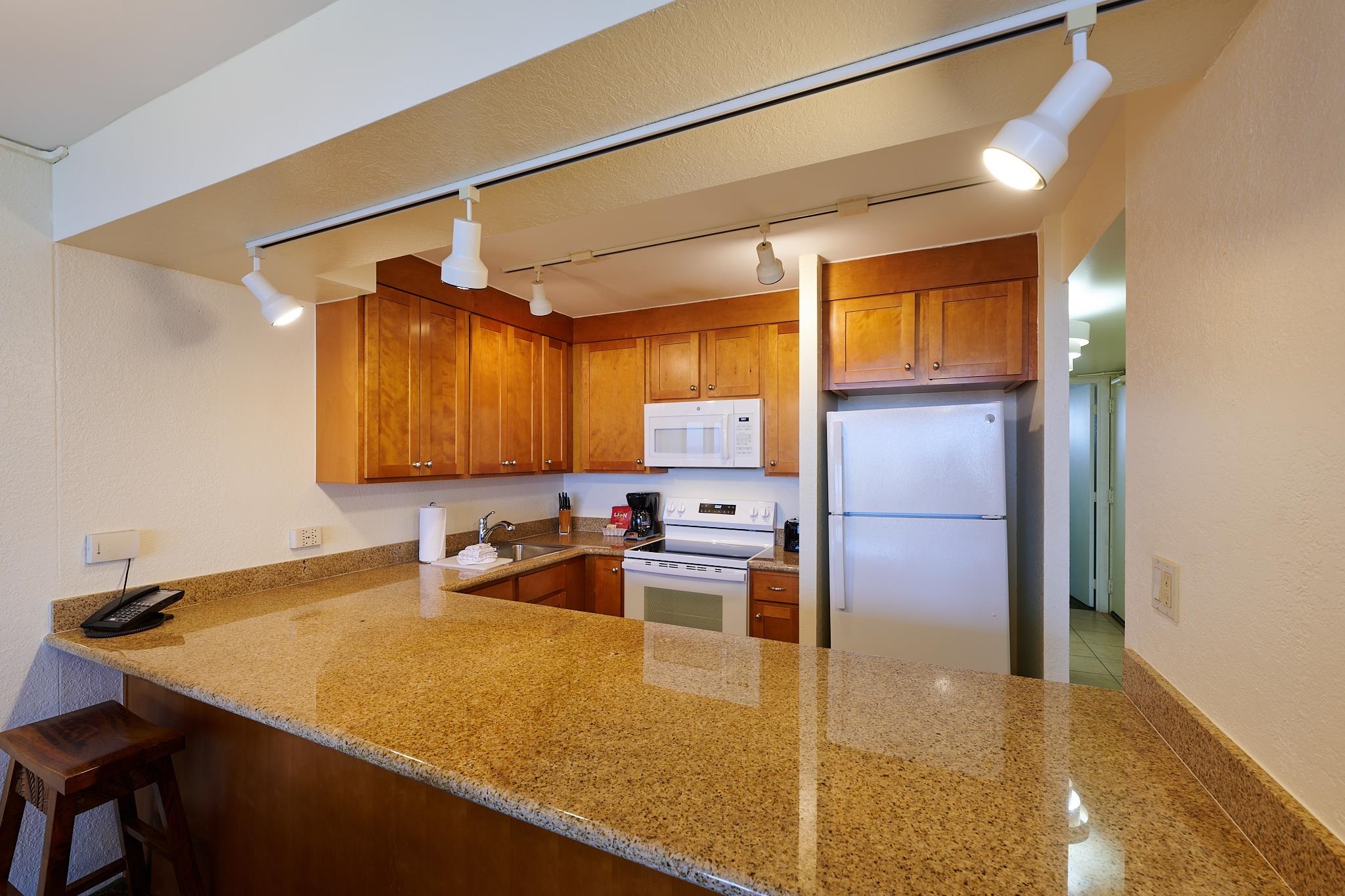 Kaanapali Shores condo # 945, Lahaina, Hawaii - photo 18 of 46