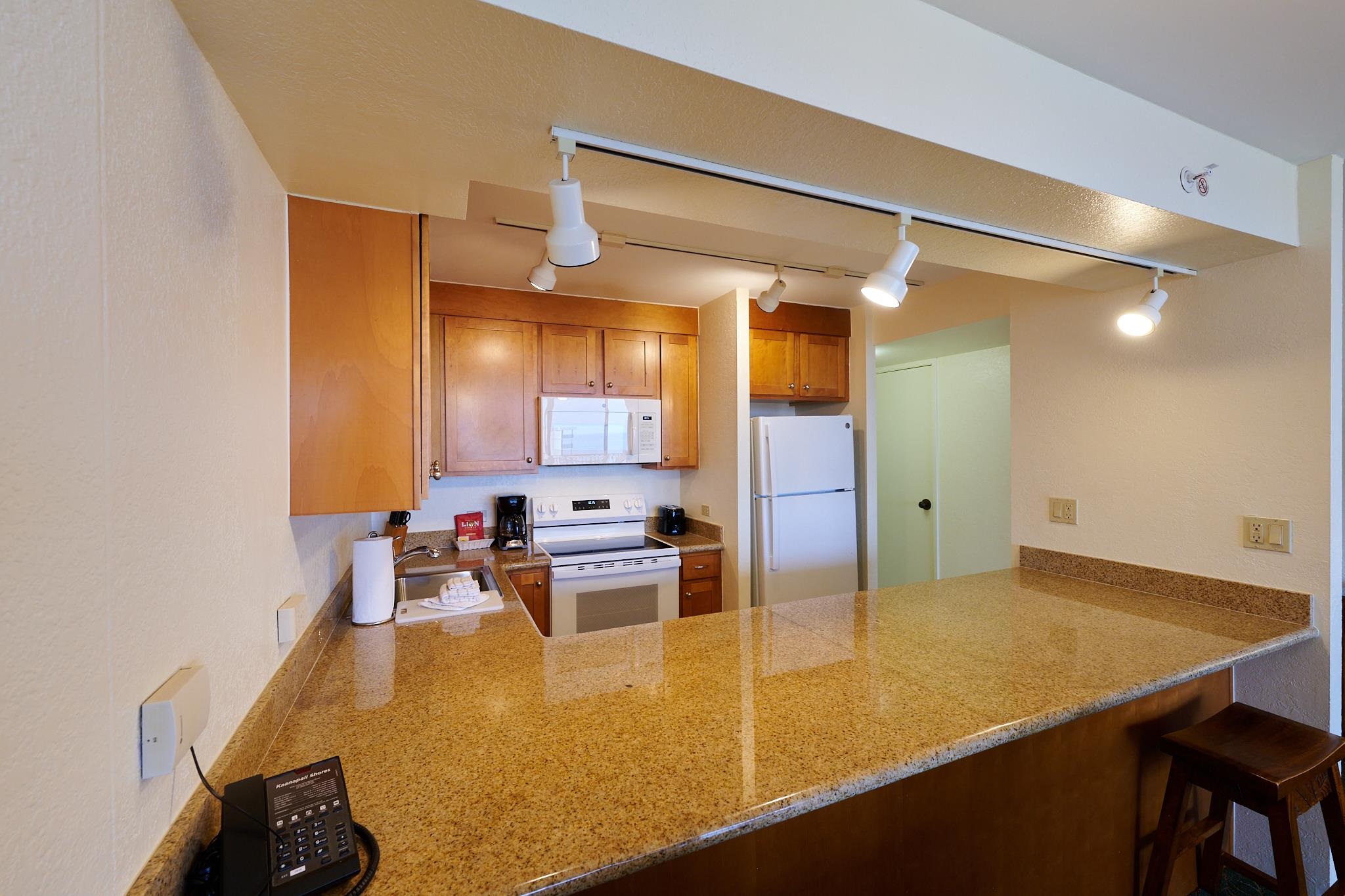 Kaanapali Shores condo # 945, Lahaina, Hawaii - photo 31 of 46