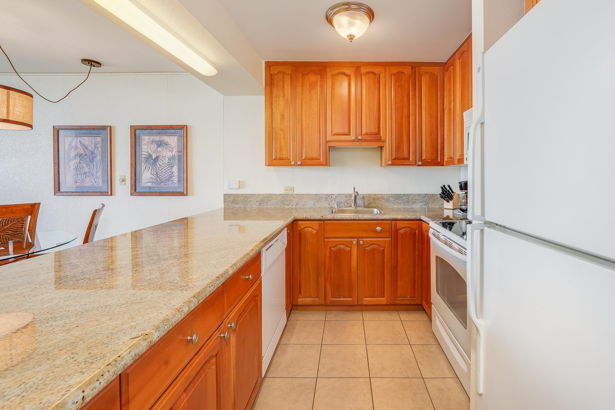 Kaanapali Shores condo # 947, Lahaina, Hawaii - photo 16 of 46