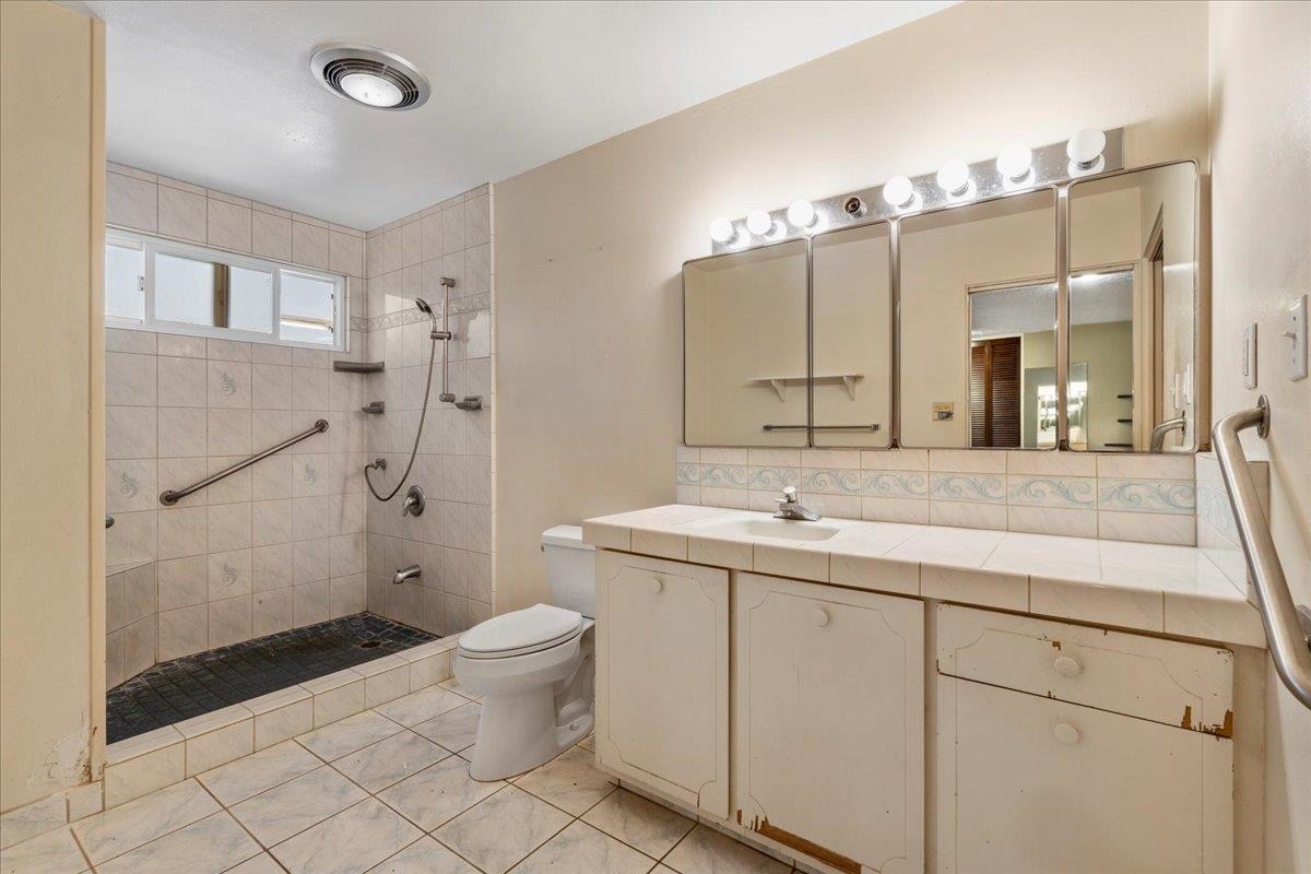 345  Auhana Rd Kihei, Kihei home - photo 21 of 50