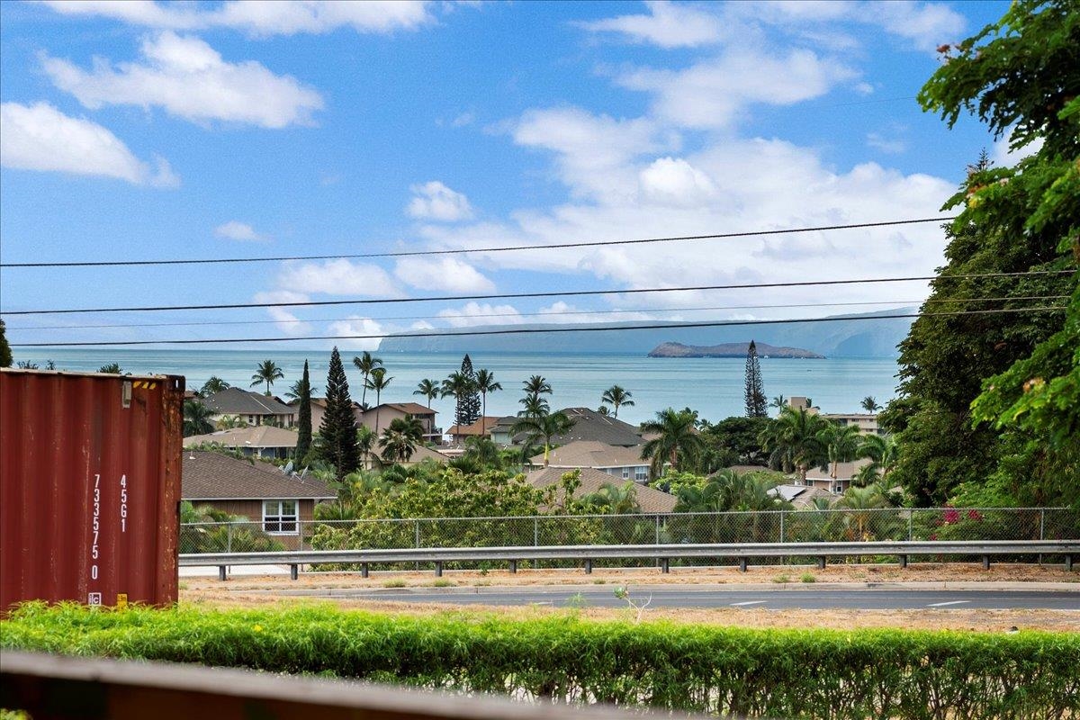 345  Auhana Rd Kihei, Kihei home - photo 4 of 50