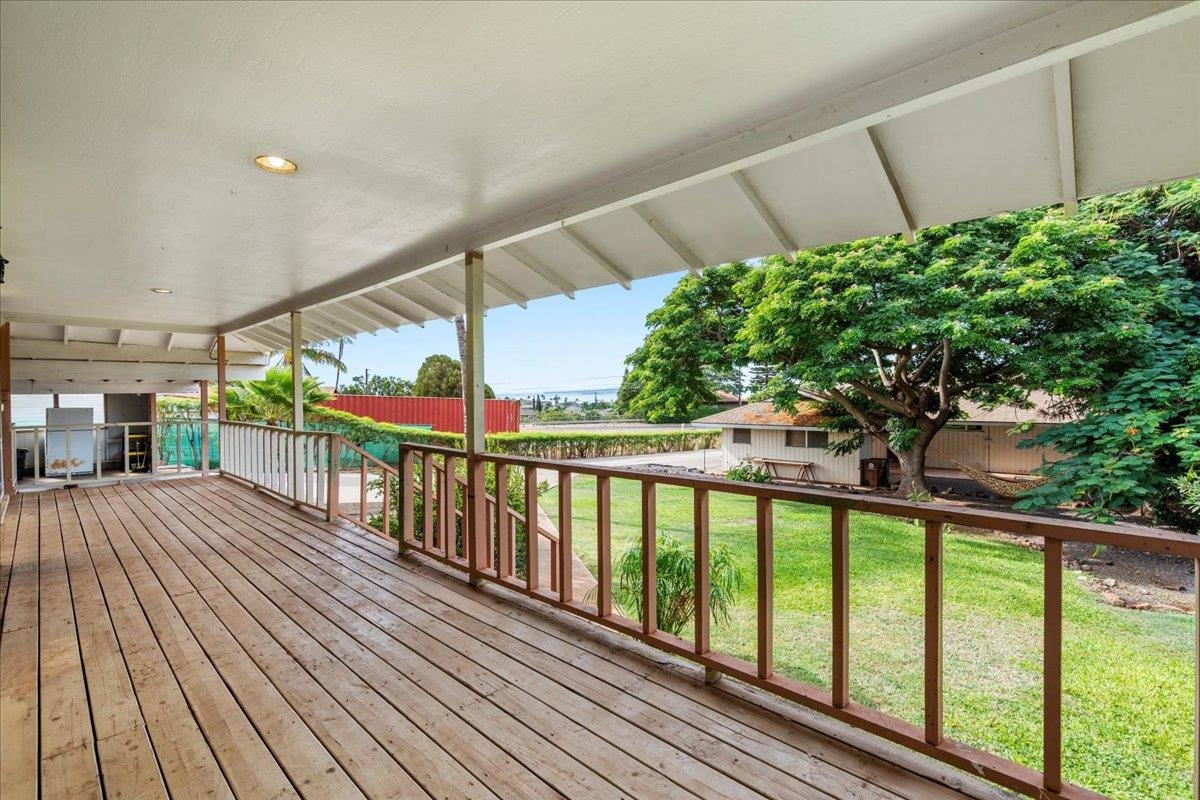 345  Auhana Rd Kihei, Kihei home - photo 37 of 50