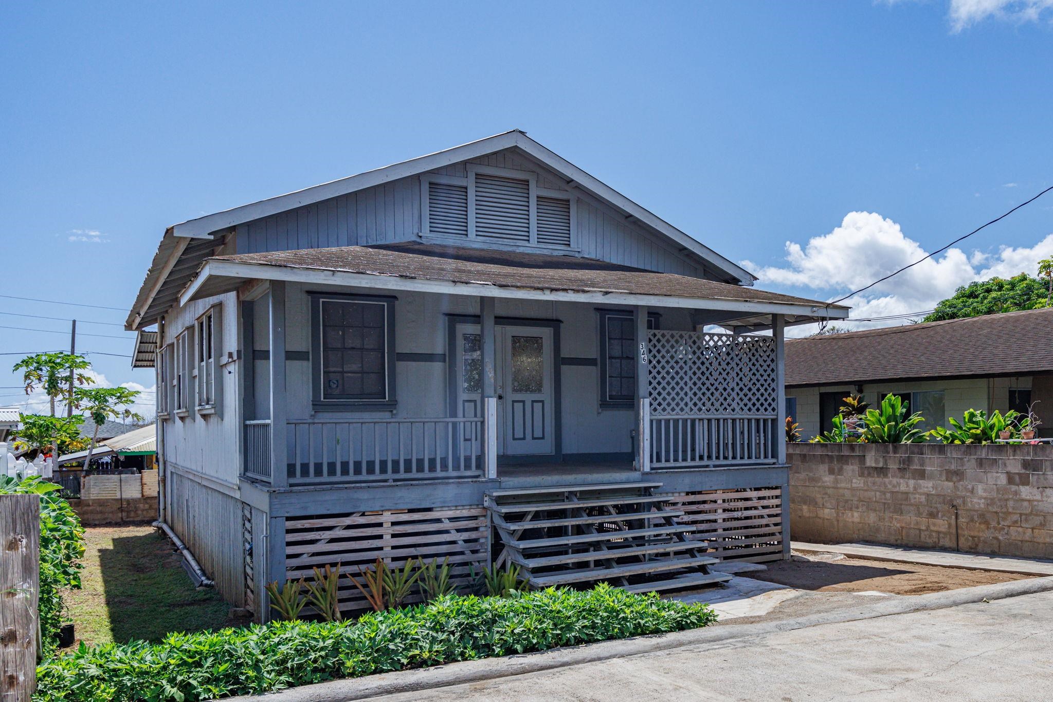 346  Alahee Dr , Wailuku home - photo 3 of 50
