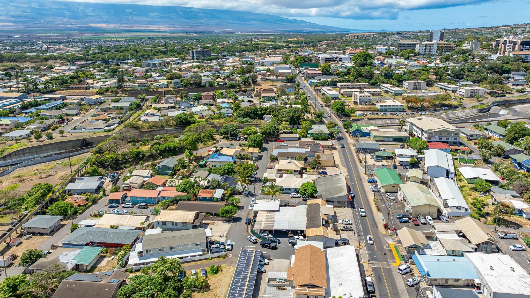 346  Alahee Dr , Wailuku home - photo 46 of 50
