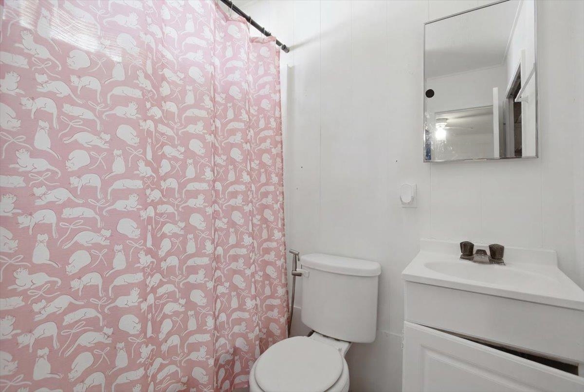 Happy Valley Village condo # A1, Wailuku, Hawaii - photo 3 of 26