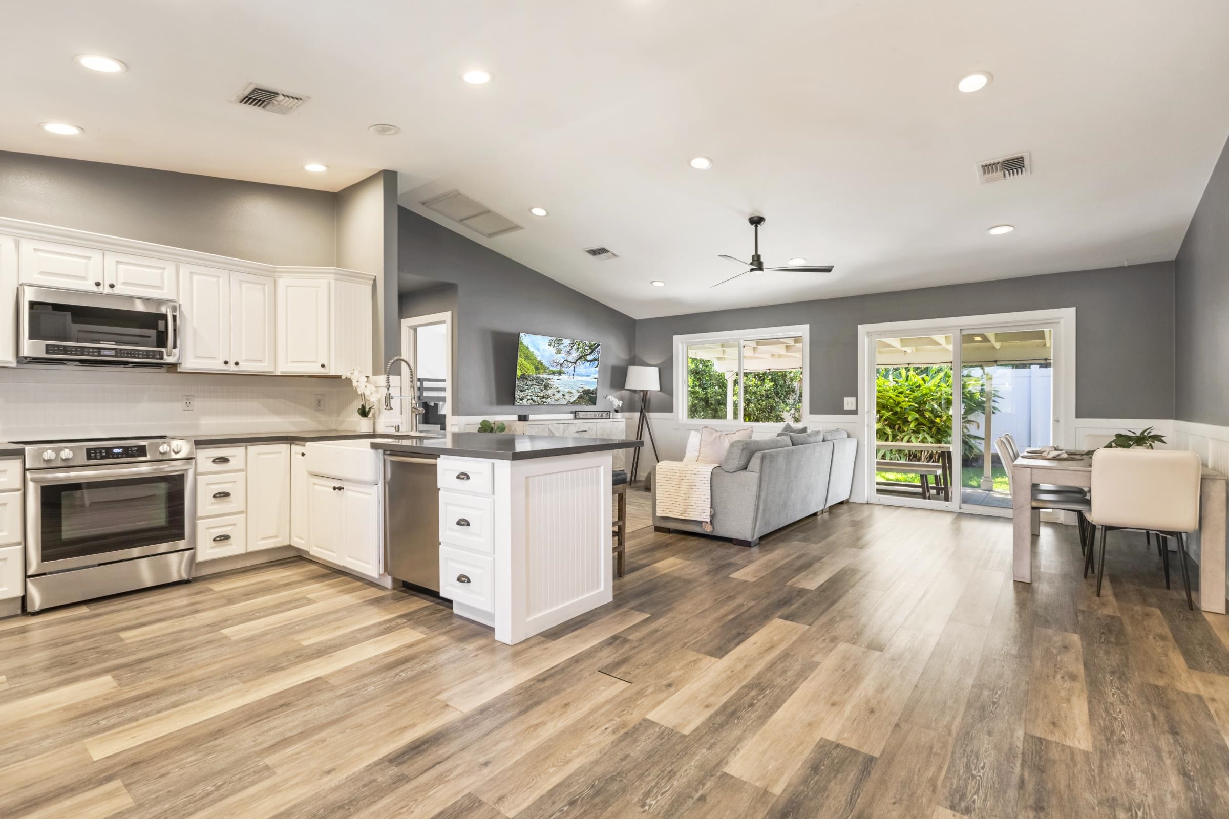 35  Heona Pl Kenolio Makai, Kihei home - photo 7 of 40