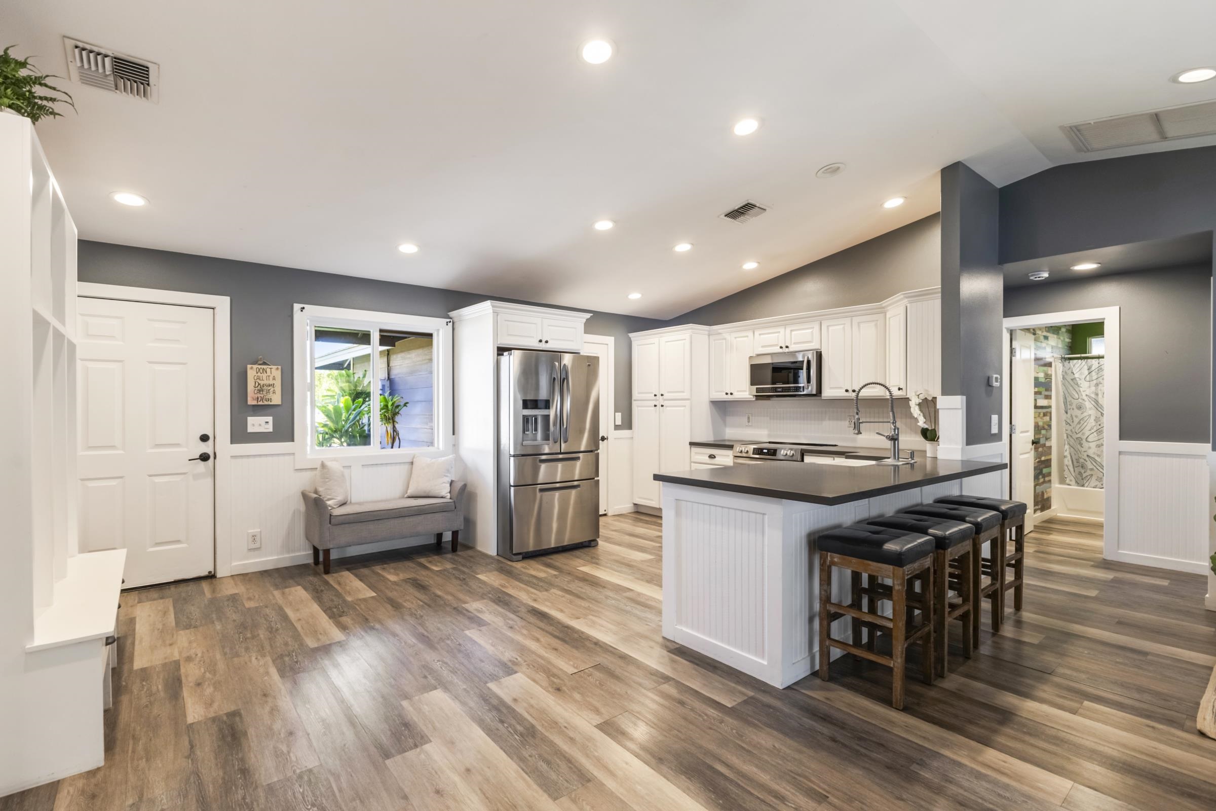 35  Heona Pl Kenolio Makai, Kihei home - photo 8 of 40