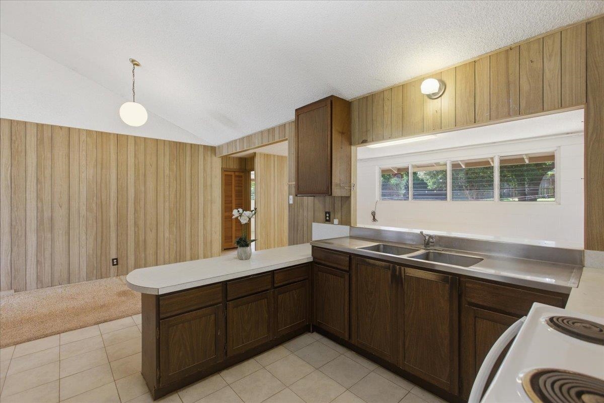 35  Hui F Rd , Napili/Kahana/Honokowai home - photo 10 of 38