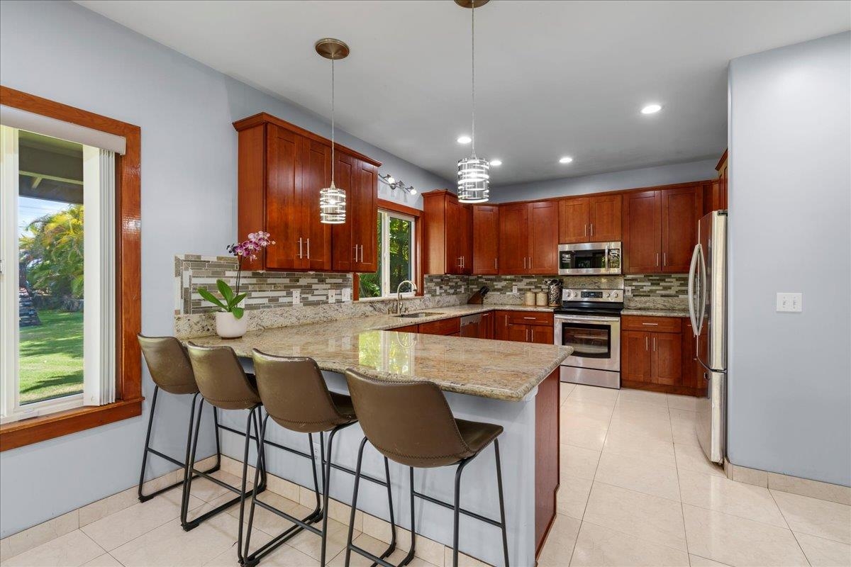 35  Onekea Pl , Wailuku home - photo 11 of 46