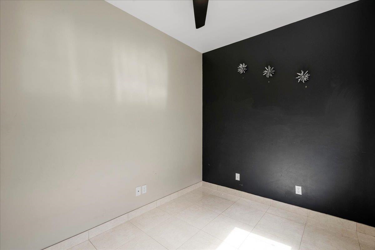 35  Onekea Pl , Wailuku home - photo 27 of 46