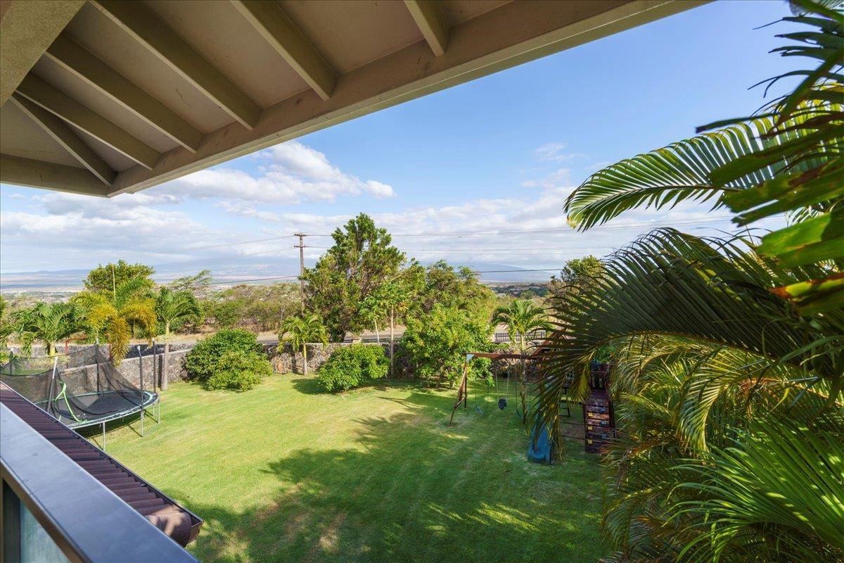 35  Onekea Pl , Wailuku home - photo 37 of 46