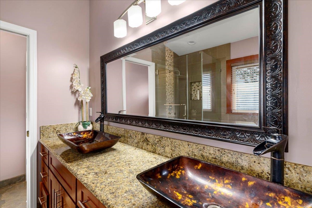 35  Onekea Pl , Wailuku home - photo 38 of 46