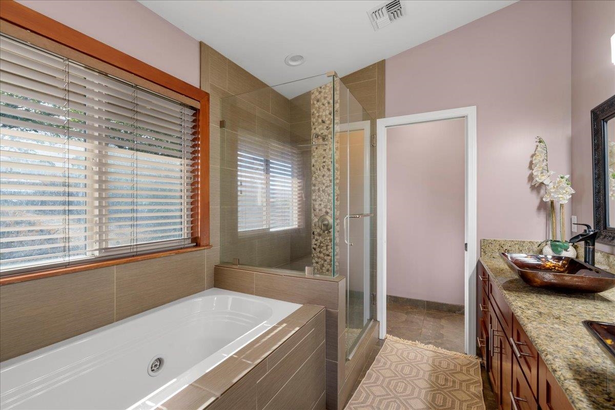 35  Onekea Pl , Wailuku home - photo 39 of 46