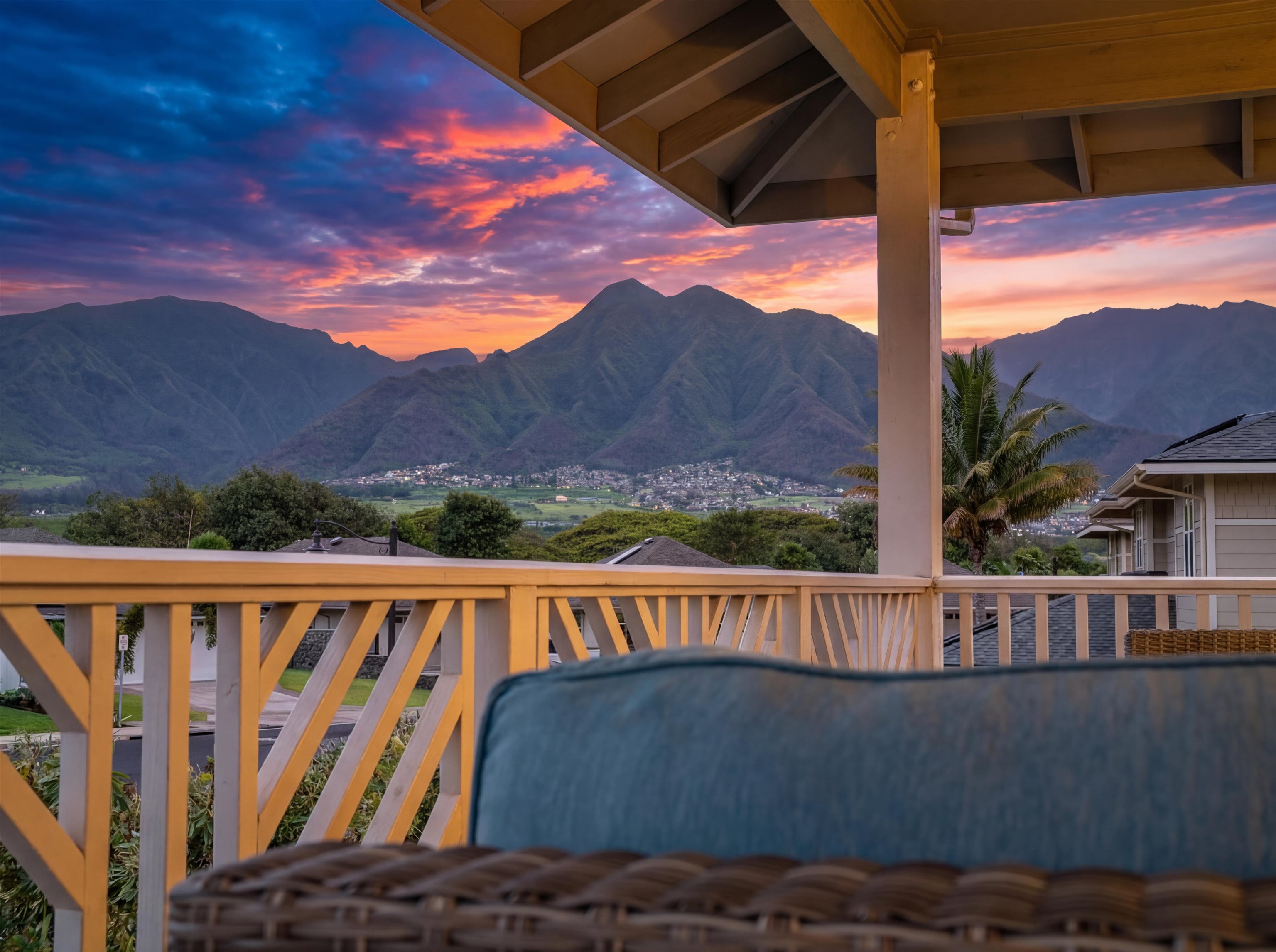 35  Pakau Pl Parkways At Maui Lani, Kahului home - photo 3 of 38