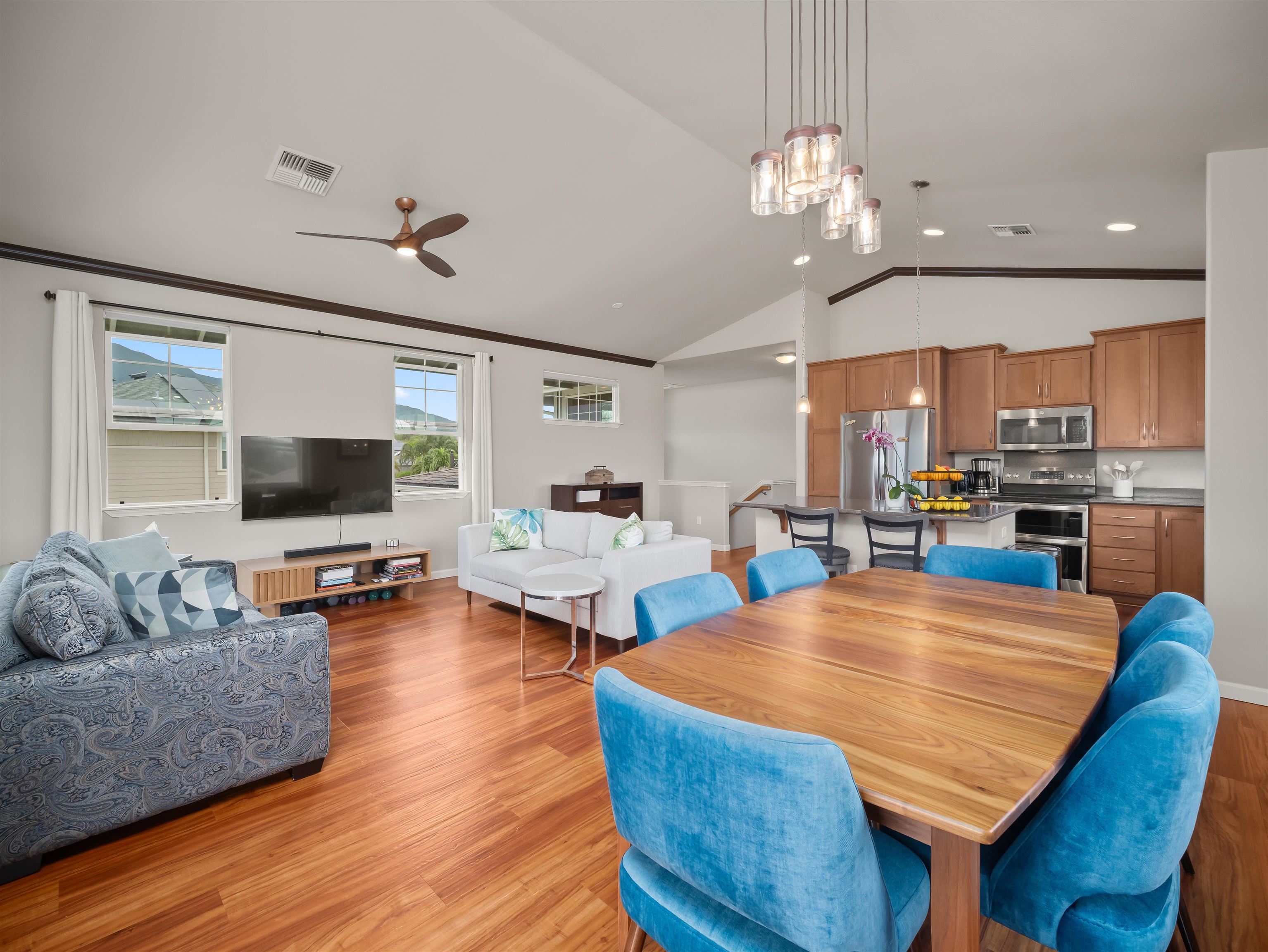 35  Pakau Pl Parkways At Maui Lani, Kahului home - photo 8 of 38