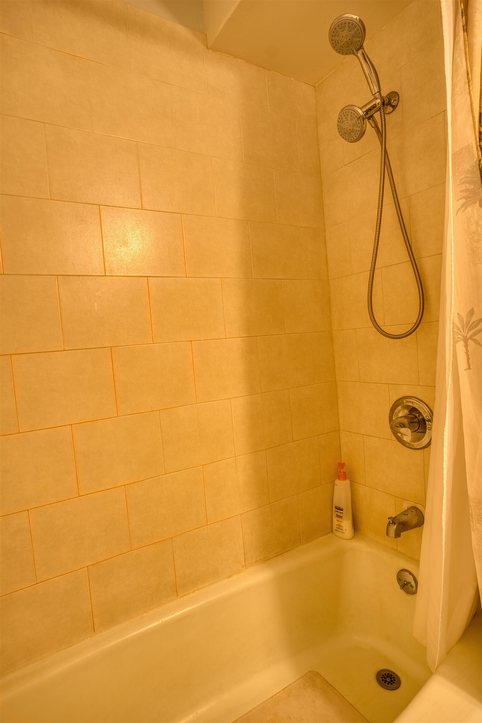 Kalama Terrace condo # L-204, Kihei, Hawaii - photo 18 of 31