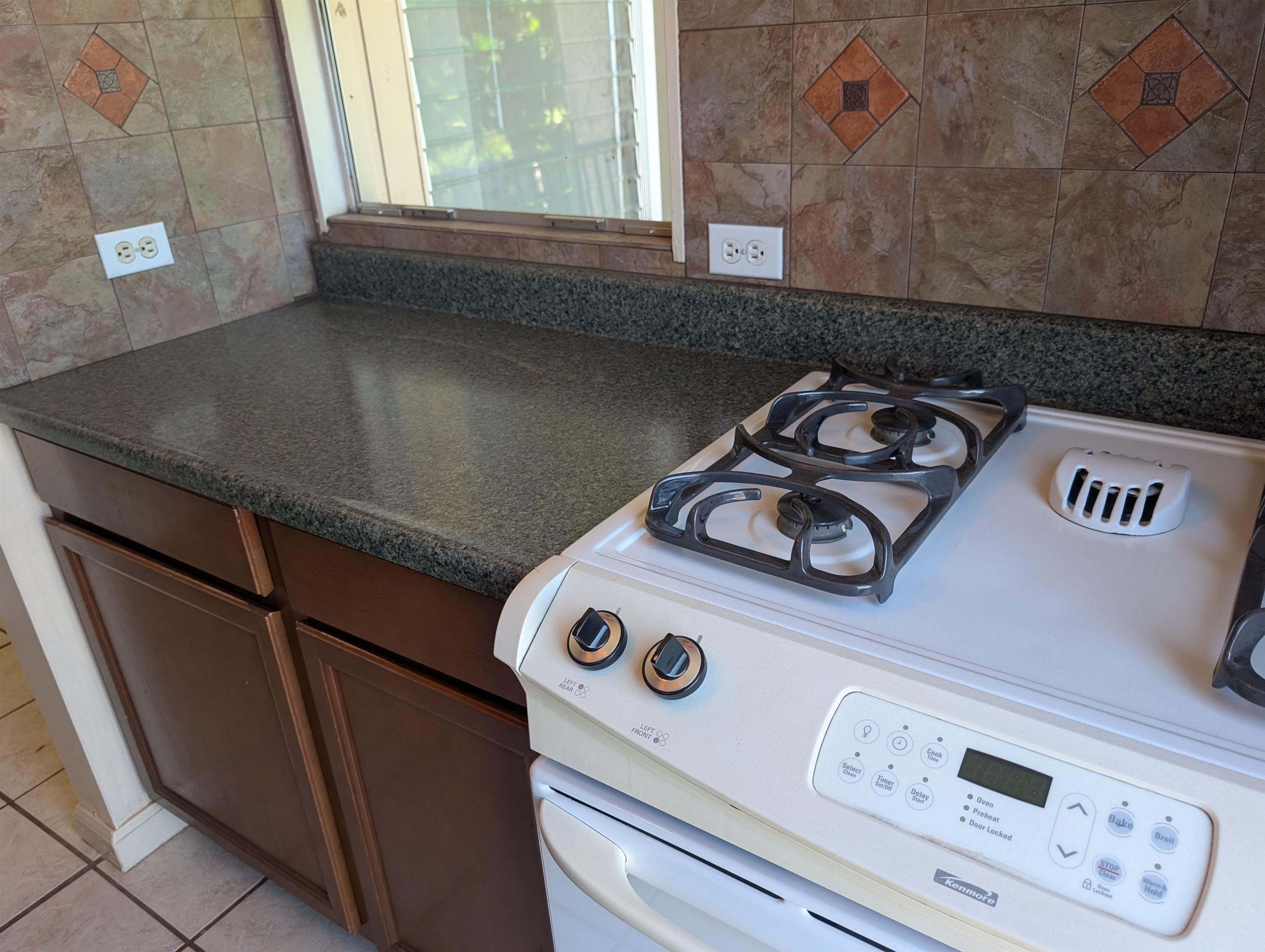 Kalama Terrace condo # L208, Kihei, Hawaii - photo 14 of 37