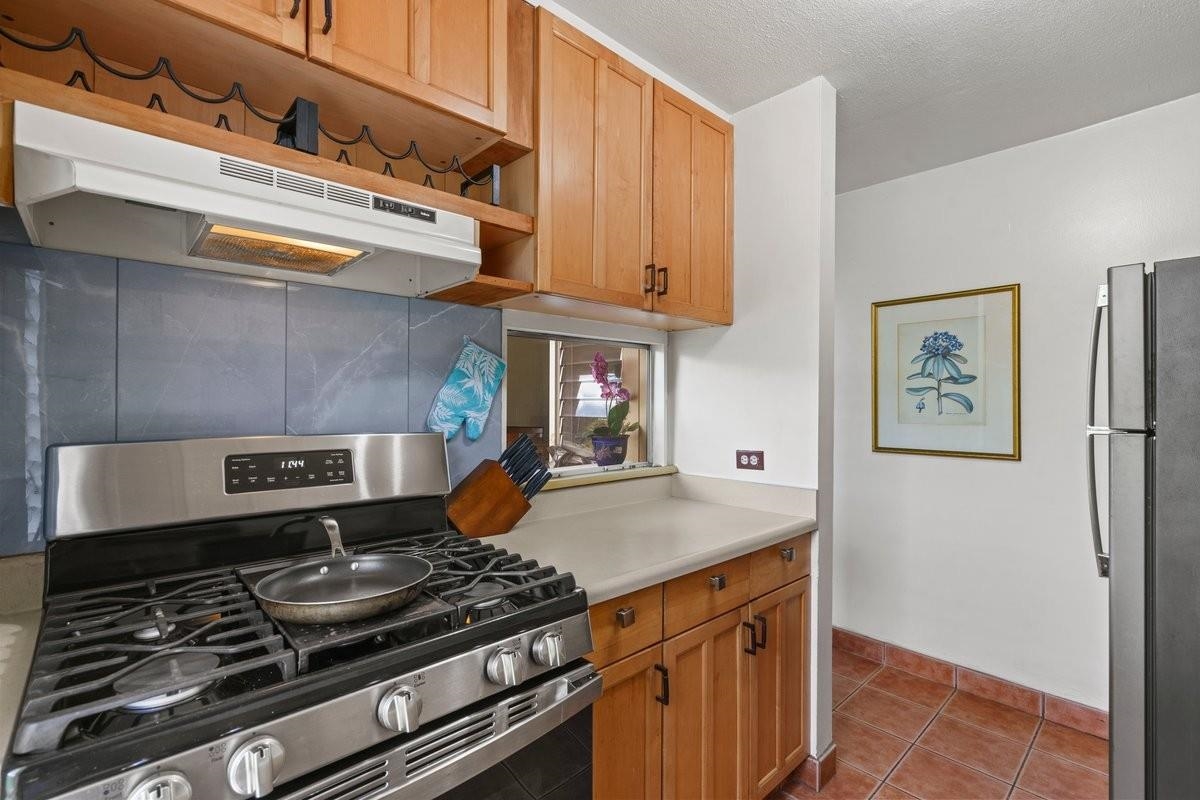 Kalama Terrace condo # L211, Kihei, Hawaii - photo 4 of 9