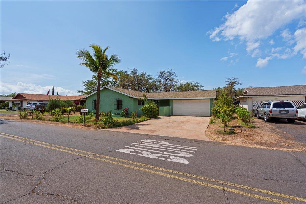 350  Kinaole Cir Kihei, Kihei home - photo 14 of 50