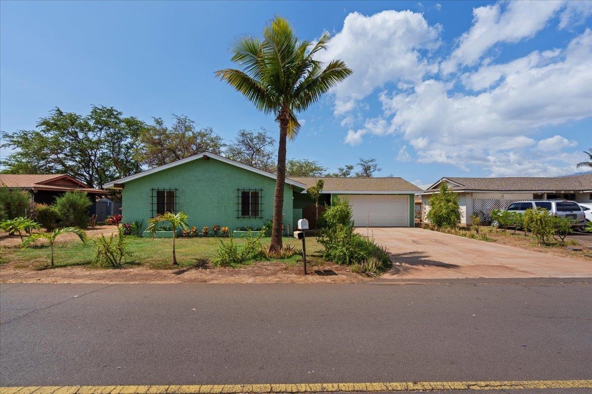 350  Kinaole Cir Kihei, Kihei home - photo 16 of 50