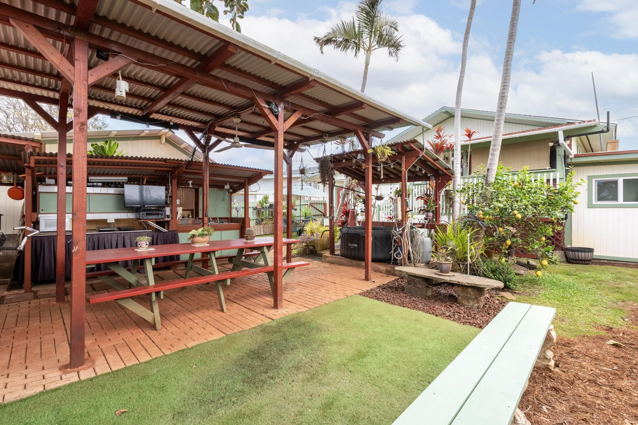 351  Caldwell Ave , Lanai home - photo 21 of 28