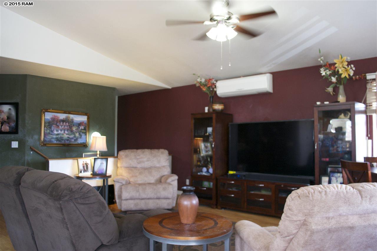 351  Kuualoha St , Kahului home - photo 9 of 27