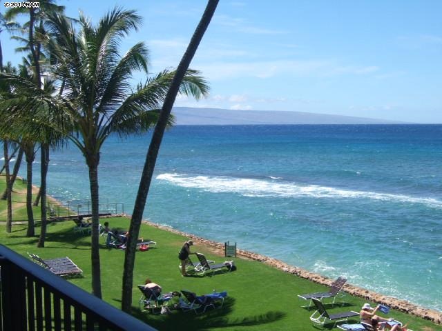 Papakea Resort I II condo # A303, Lahaina, Hawaii - photo 4 of 20