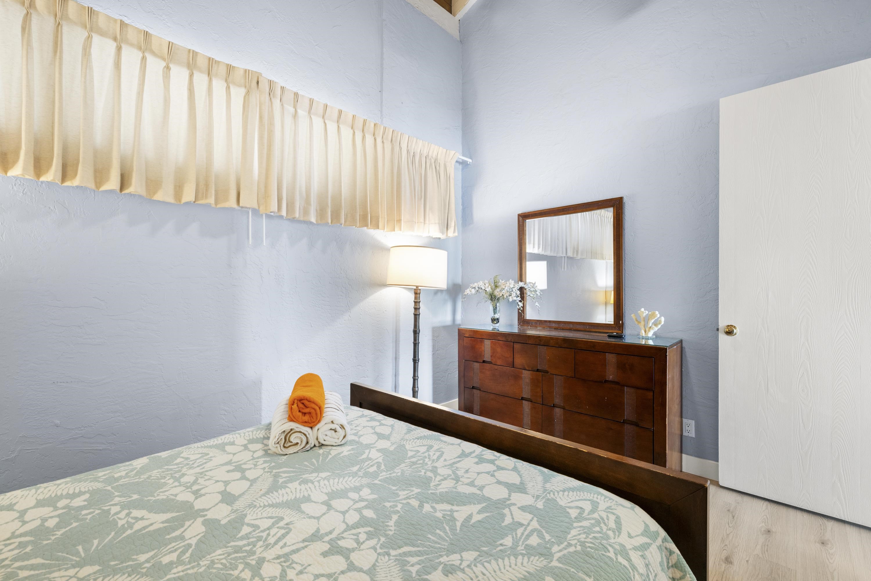 Papakea Resort I II condo # A-403, Lahaina, Hawaii - photo 12 of 24