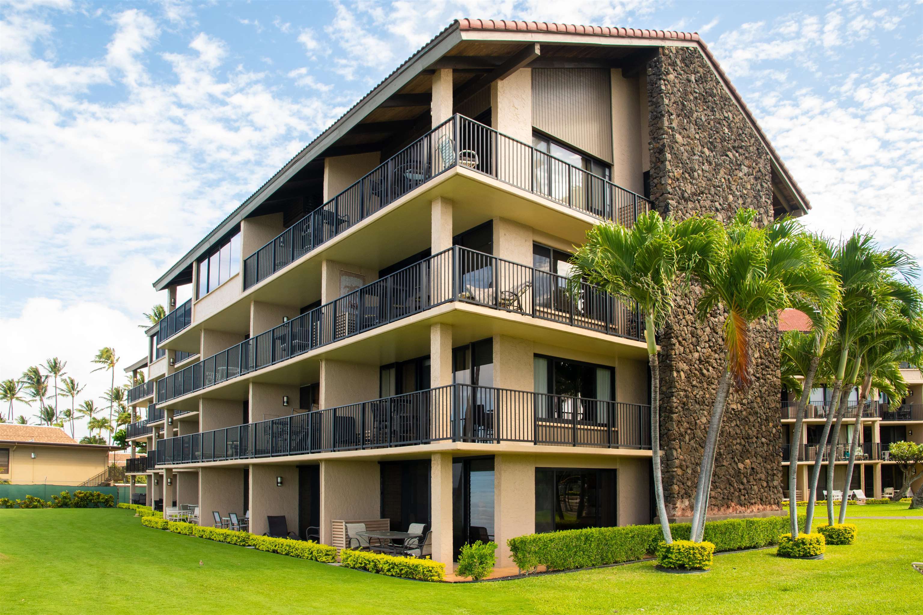 Papakea Resort I II condo # A-403, Lahaina, Hawaii - photo 16 of 24