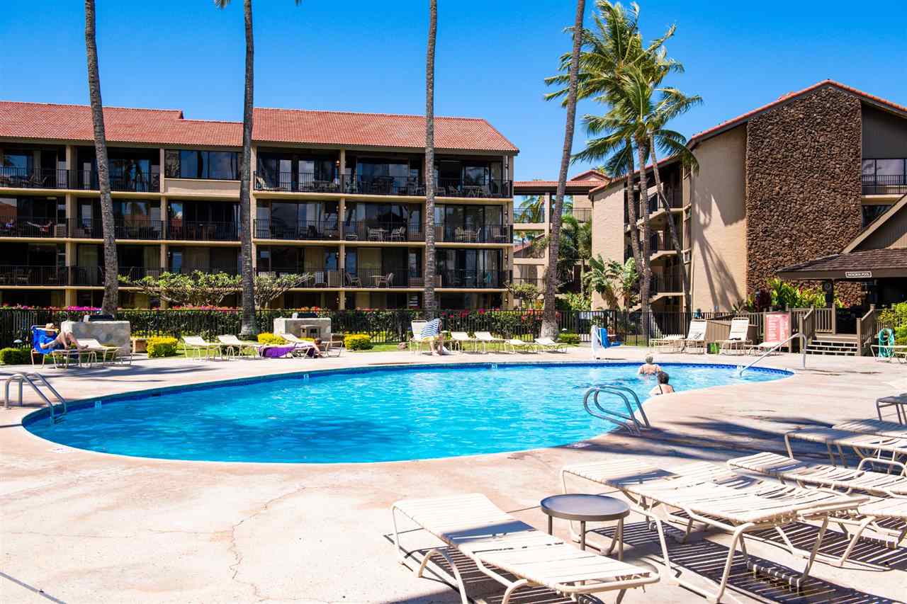 Papakea Resort I II condo # B-305, Lahaina, Hawaii - photo 3 of 24