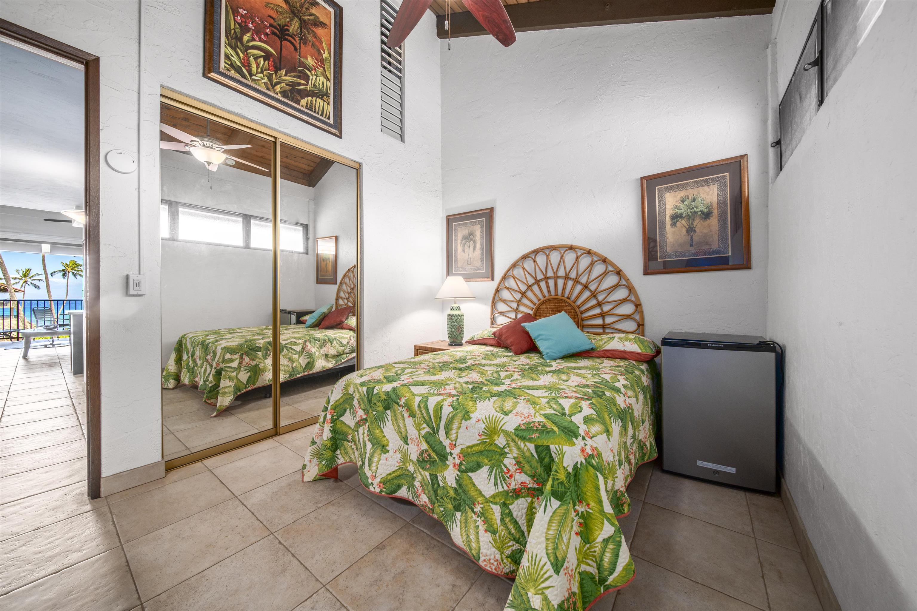 Papakea Resort I II condo # B406, Lahaina, Hawaii - photo 11 of 48