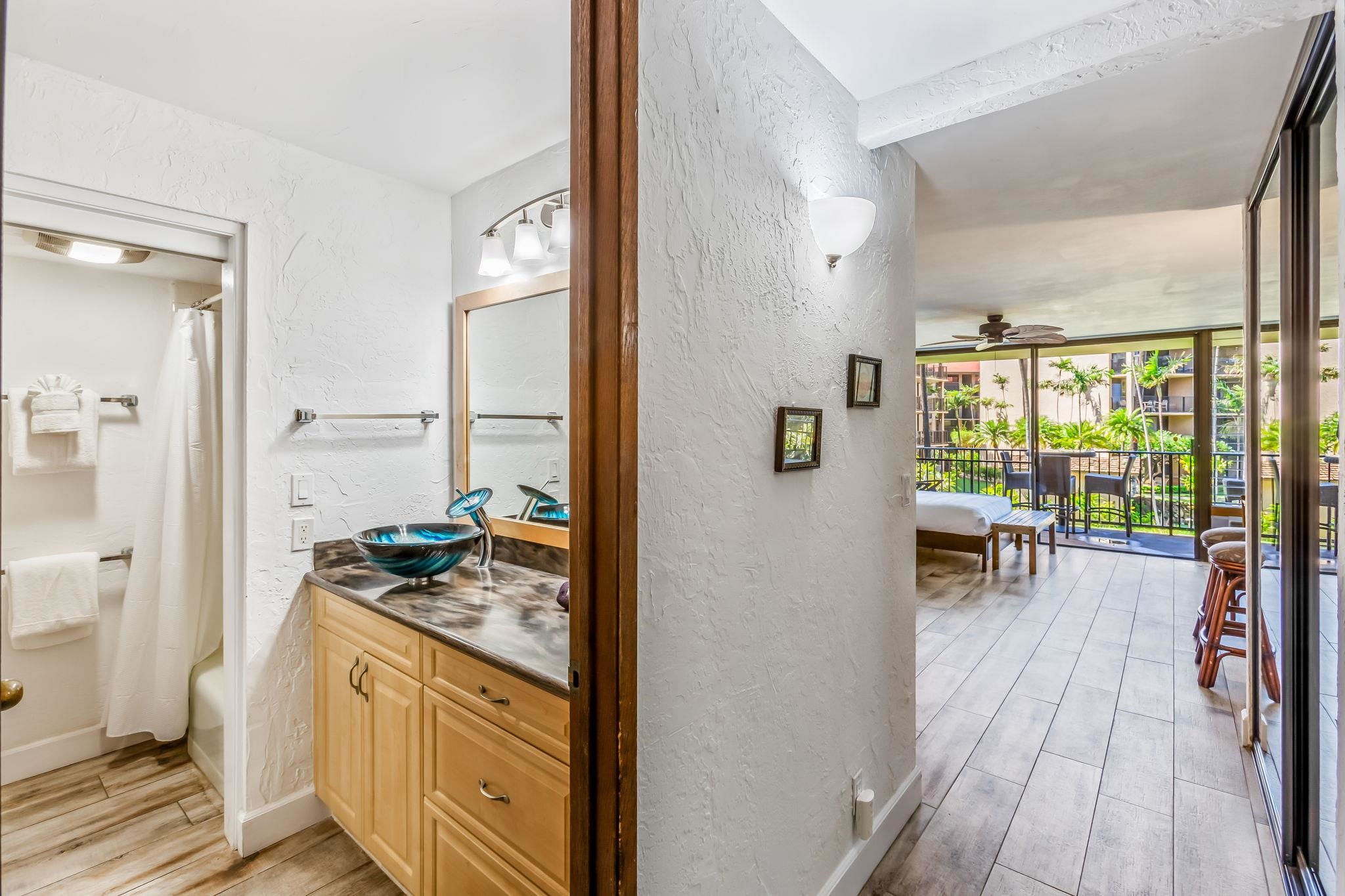 Papakea Resort I II condo # C204, Lahaina, Hawaii - photo 19 of 28