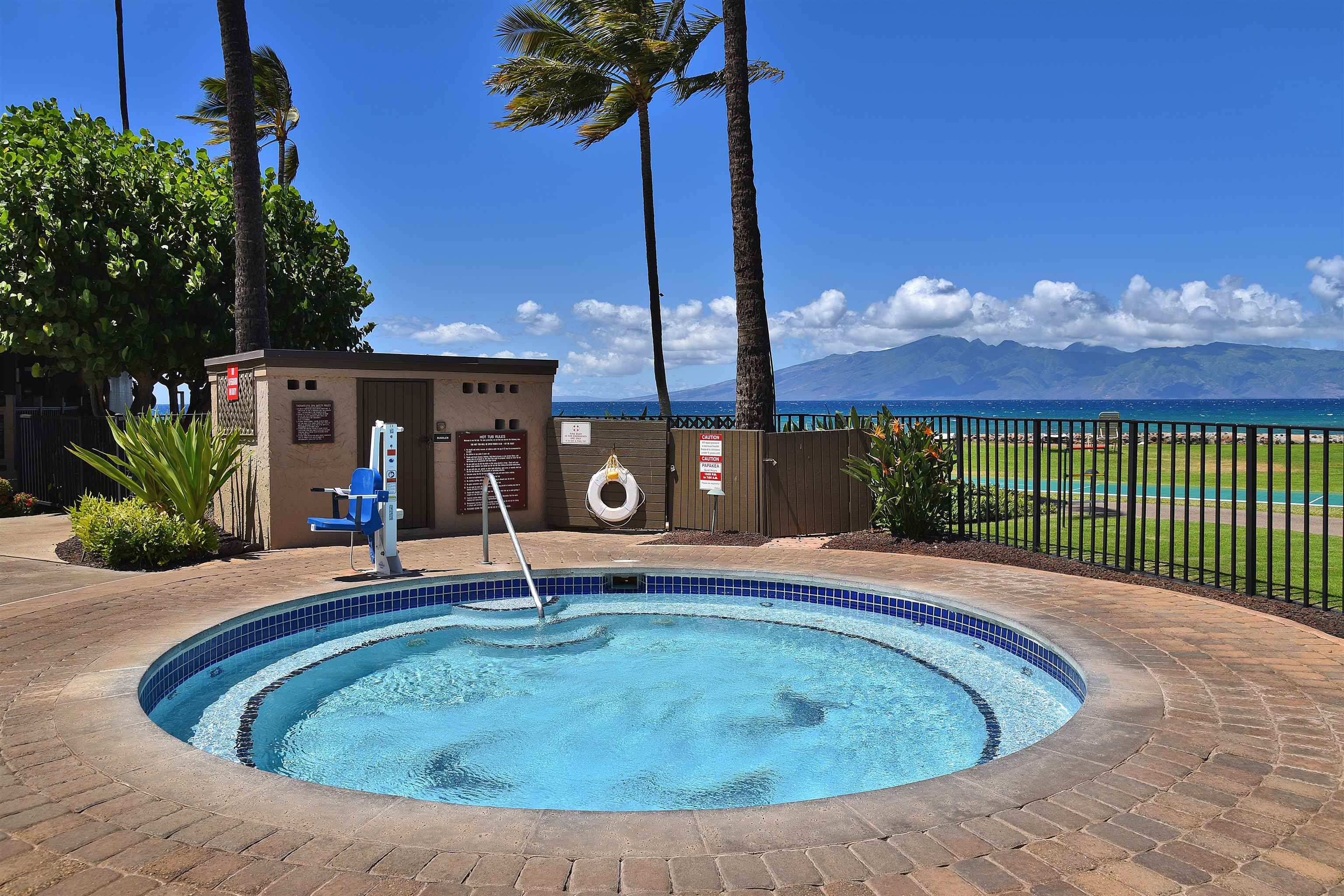 Papakea Resort I II condo # D101, Lahaina, Hawaii - photo 35 of 42