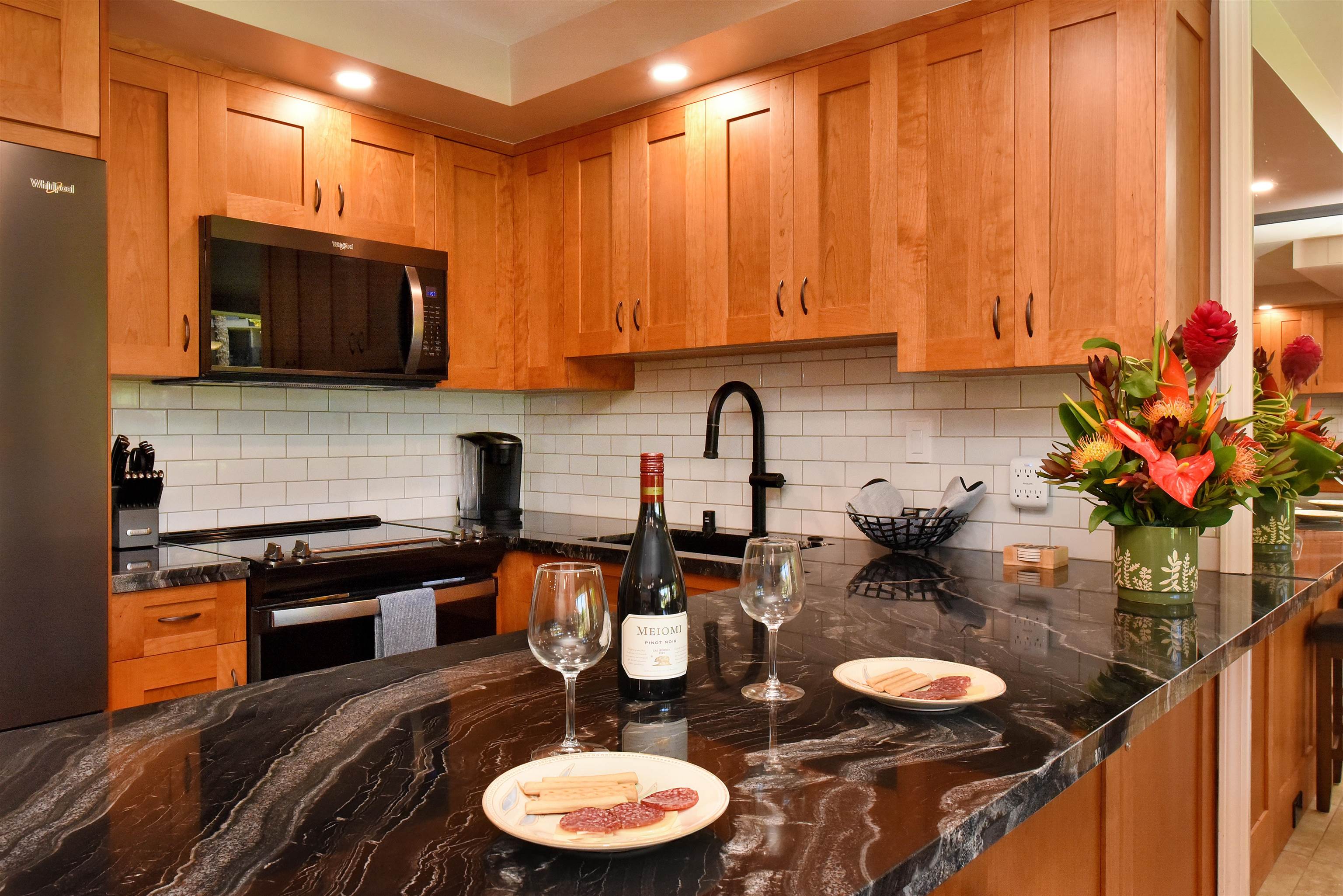 Papakea Resort I II condo # D101, Lahaina, Hawaii - photo 7 of 42