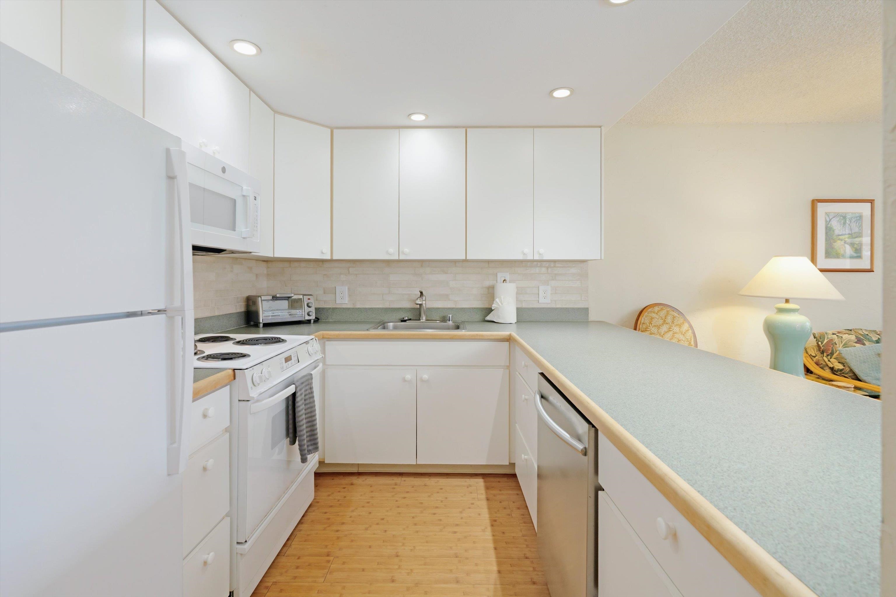 Papakea Resort I II condo # D208, Lahaina, Hawaii - photo 13 of 38