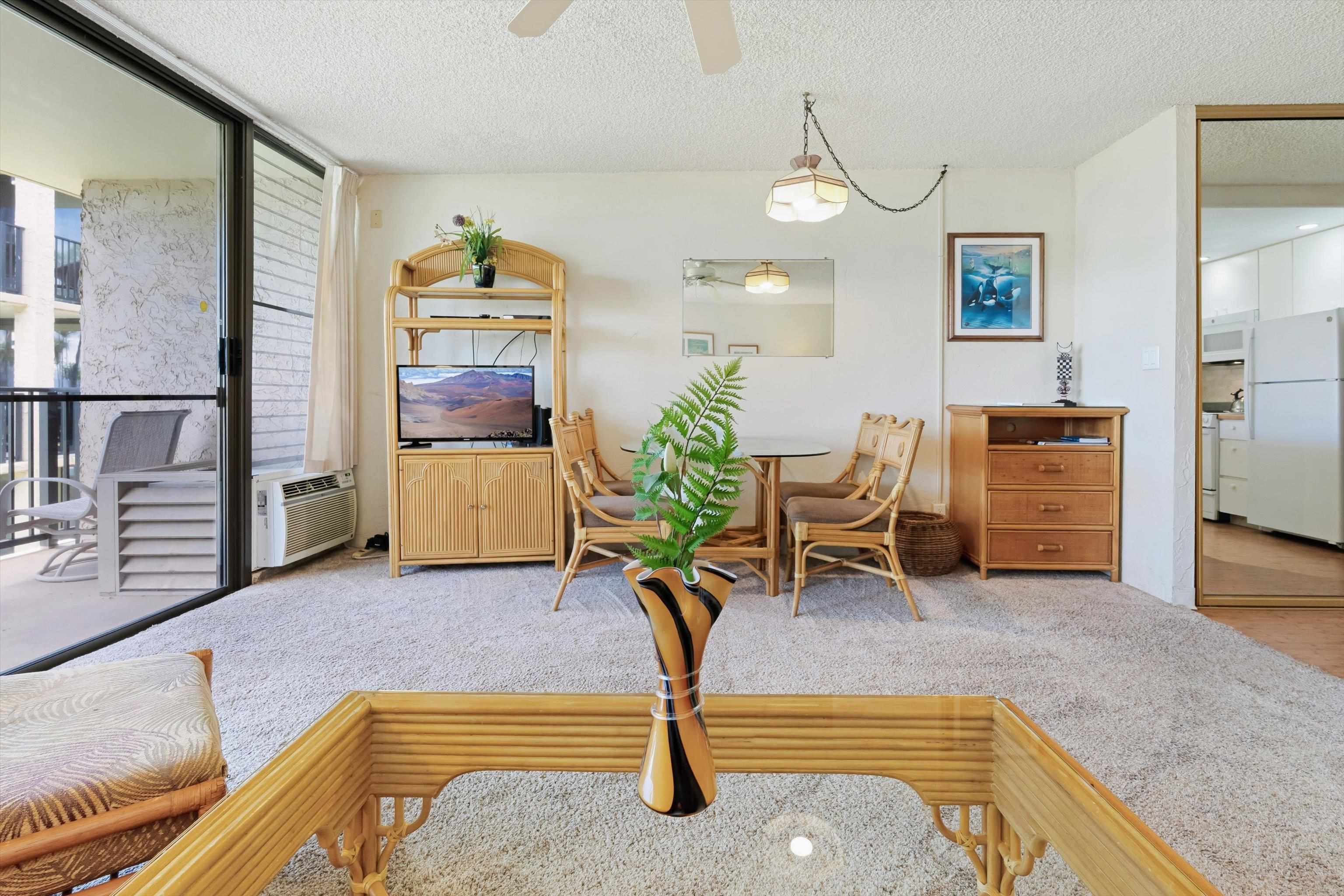 Papakea Resort I II condo # D208, Lahaina, Hawaii - photo 8 of 38