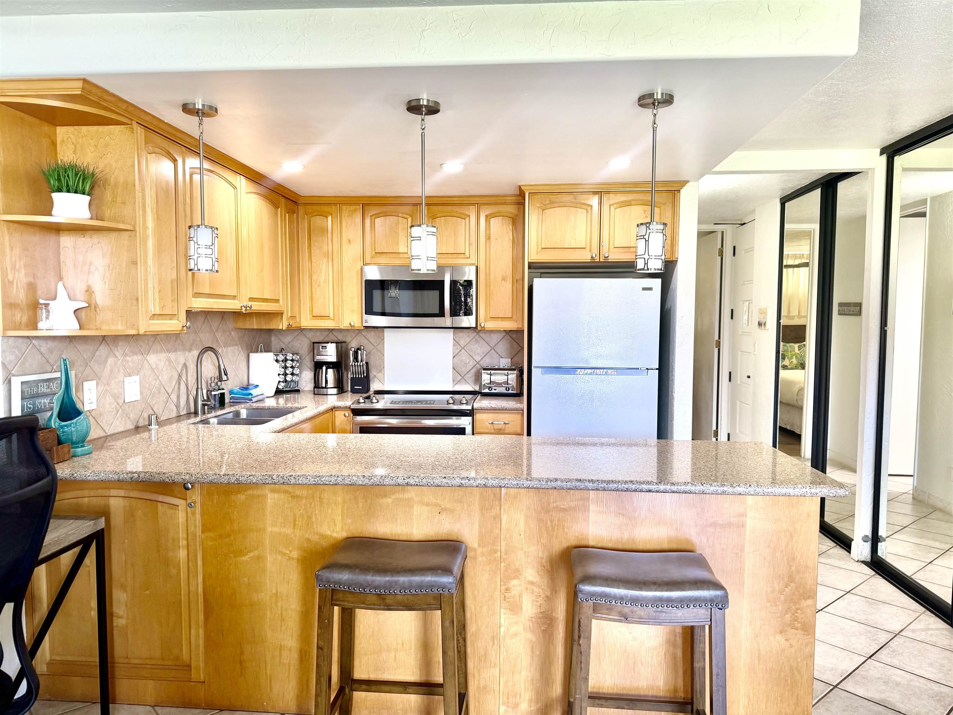 Papakea Resort I II condo # E-206, Lahaina, Hawaii - photo 3 of 29