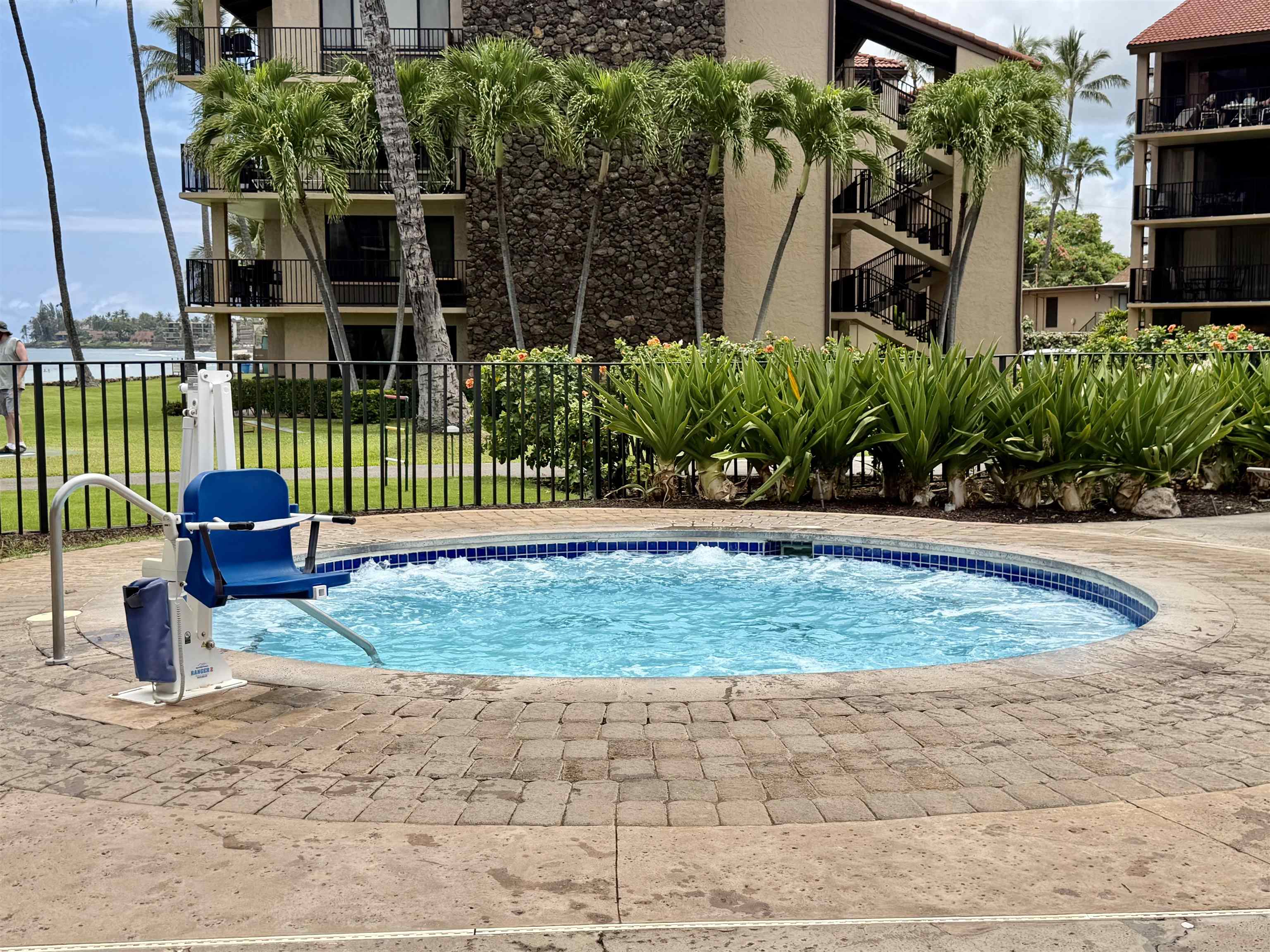 Papakea Resort I II condo # E-206, Lahaina, Hawaii - photo 25 of 29