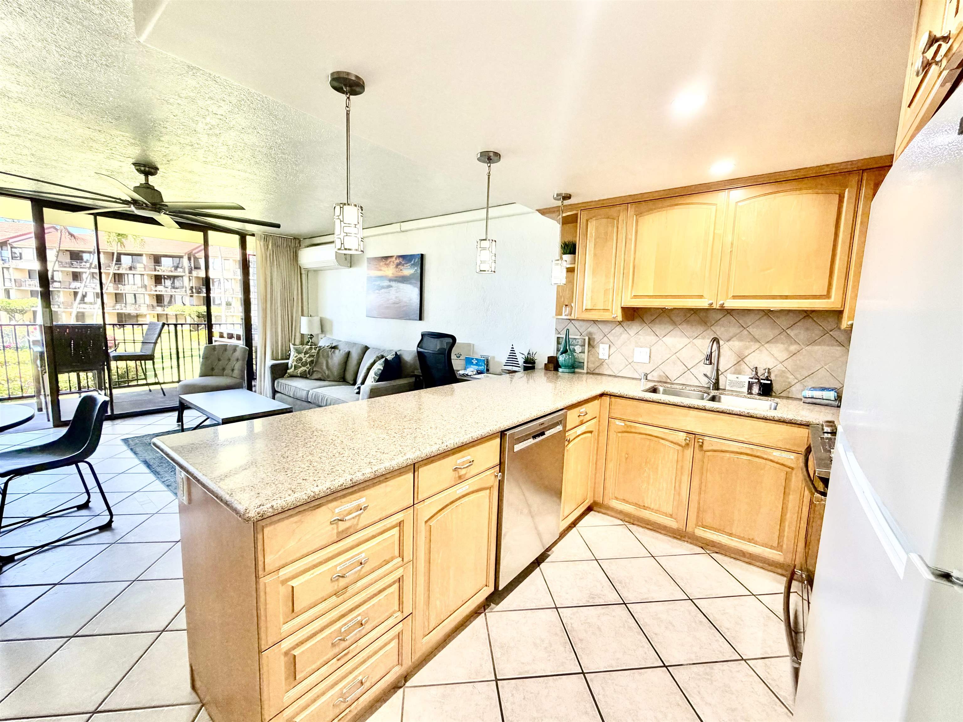 Papakea Resort I II condo # E-206, Lahaina, Hawaii - photo 5 of 29