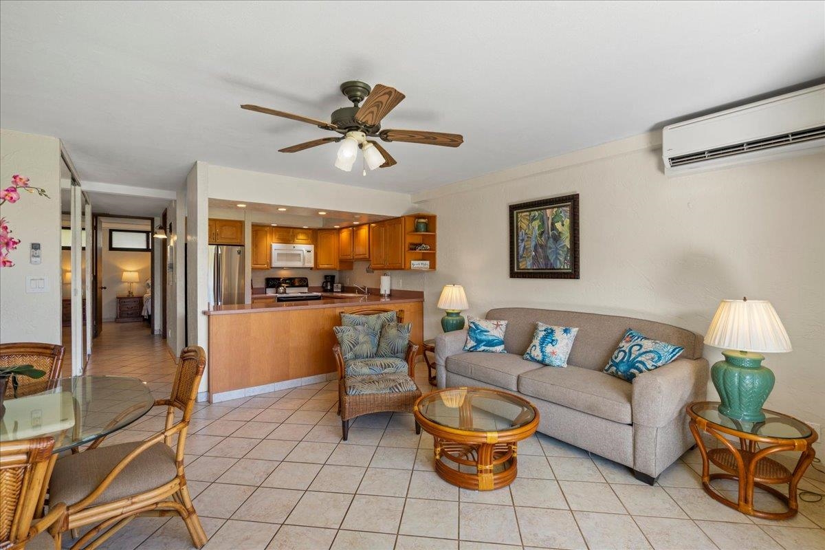 Papakea Resort I II condo # E209, Lahaina, Hawaii - photo 3 of 34