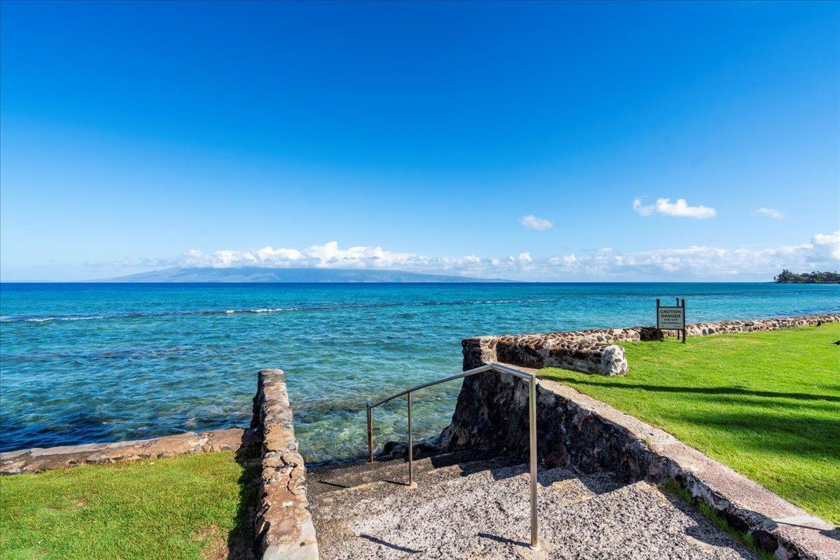 Papakea Resort I II condo # E209, Lahaina, Hawaii - photo 31 of 34